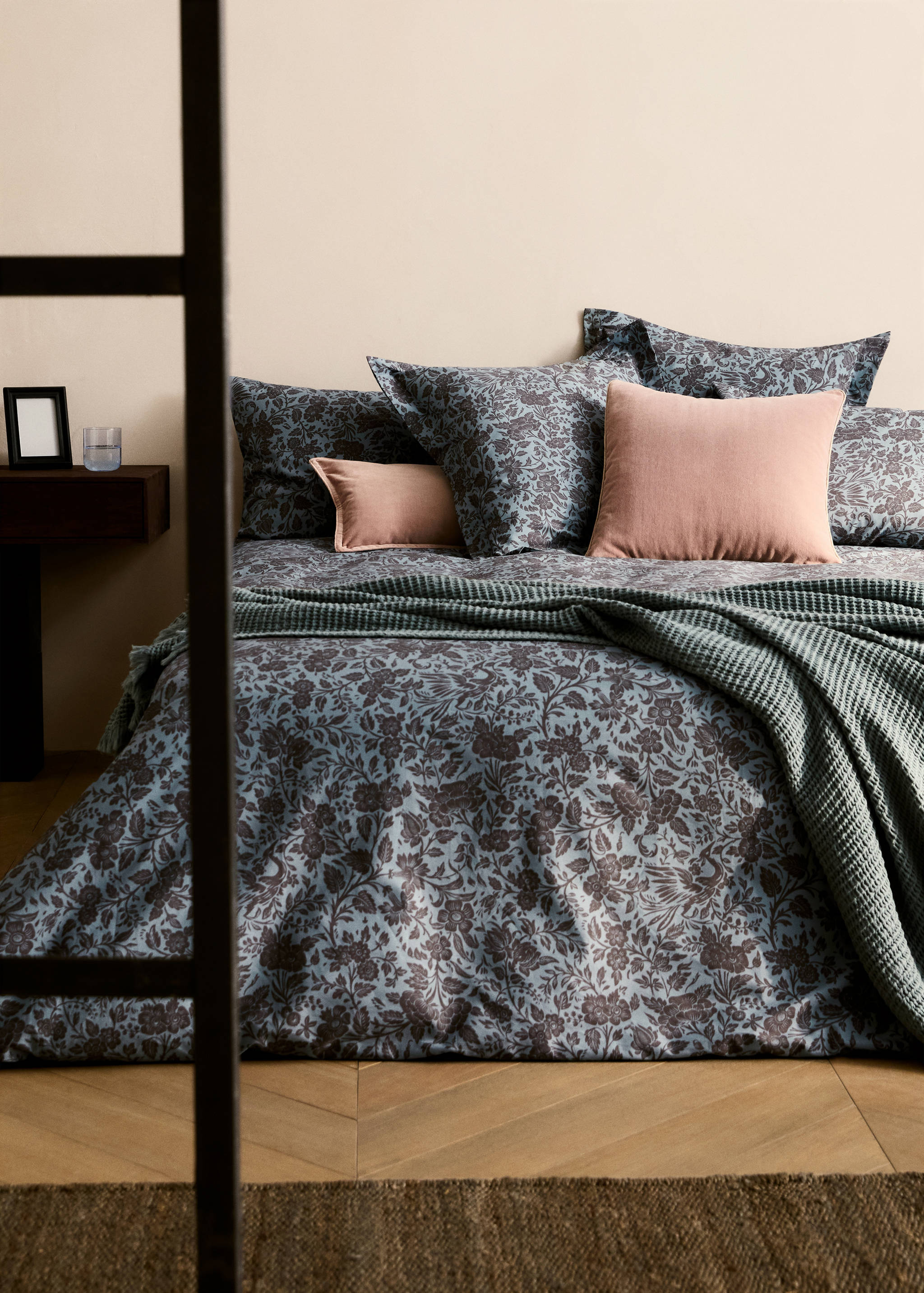 Cotton percale floral two-tone printed duvet cover for 135/140cm bed - General plane