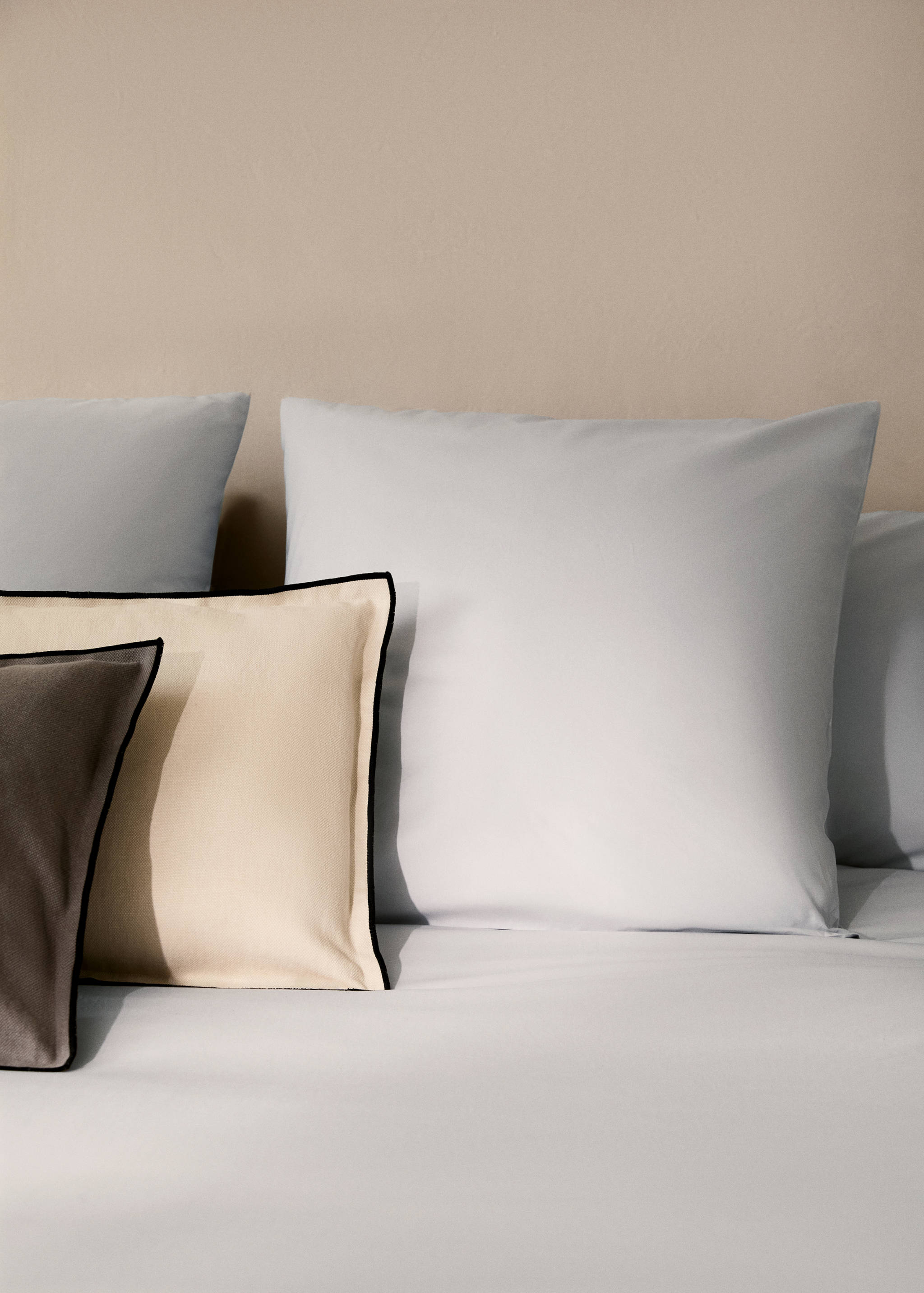 Cotton percale duvet cover with linen trim for 135/140 cm bed - Details of the article 7