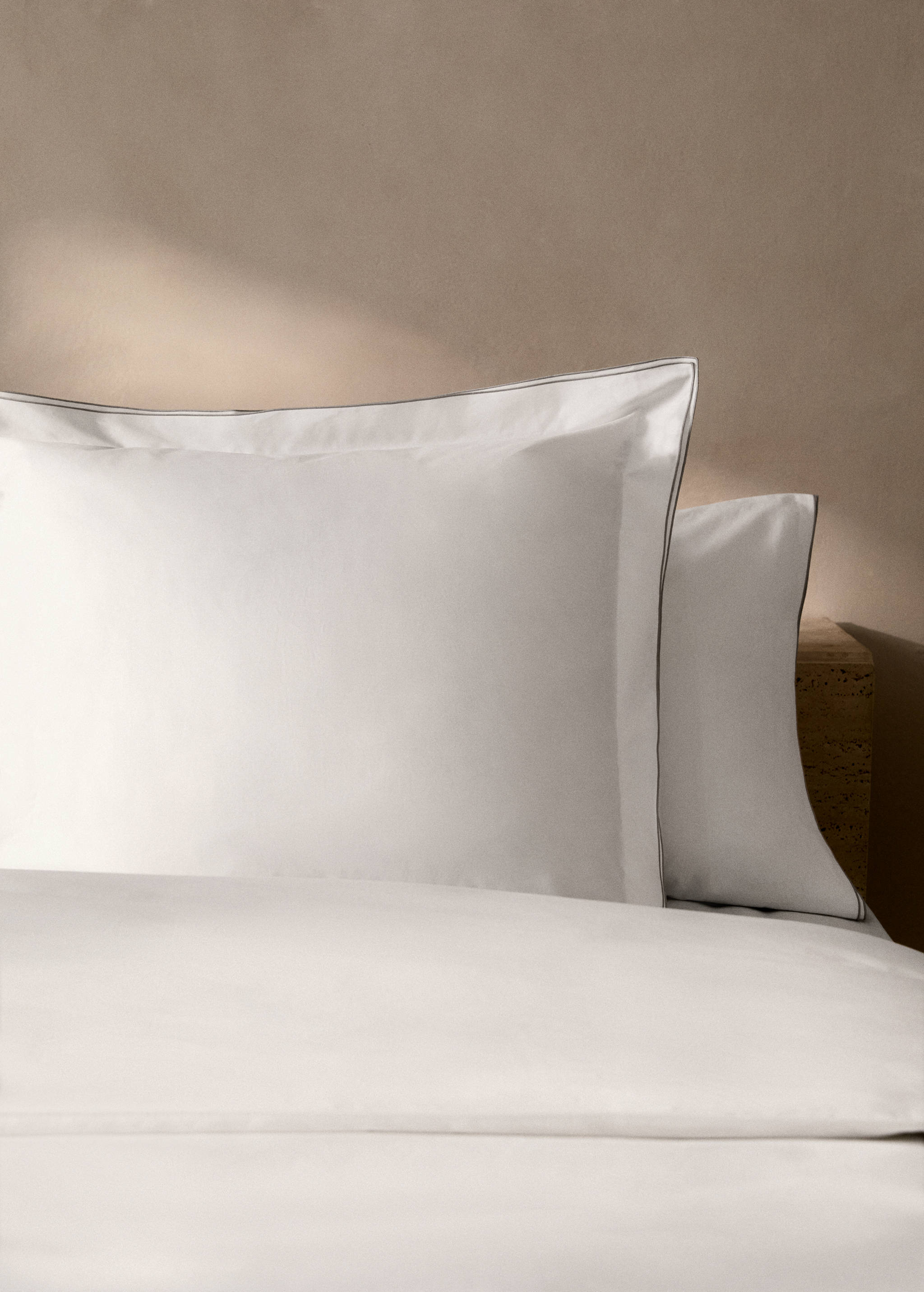 Cotton percale duvet cover with overlock for 150/160 cm bed - Details of the article 7