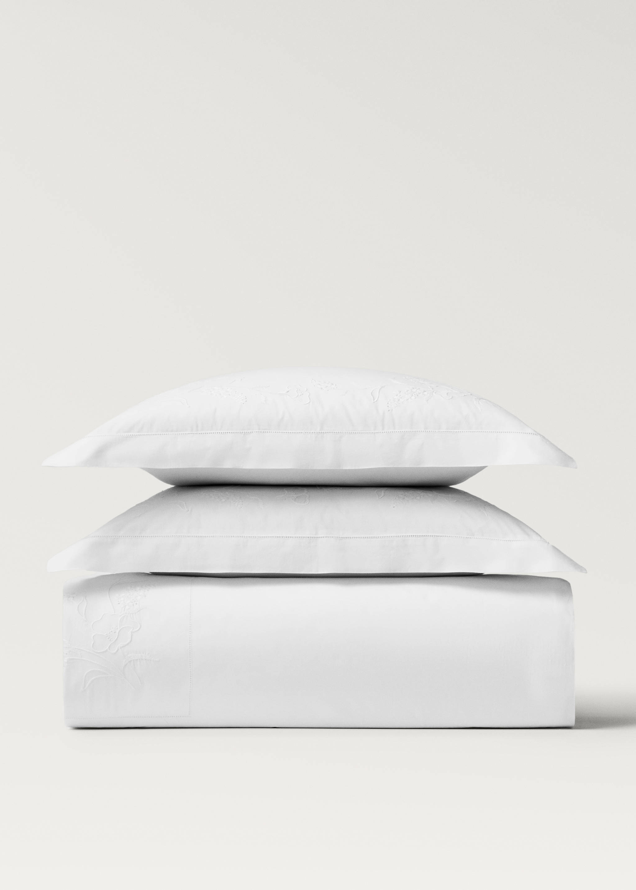 Cotton duvet cover with hand-embroidered flowers for 150/160 cm bed - Article without model