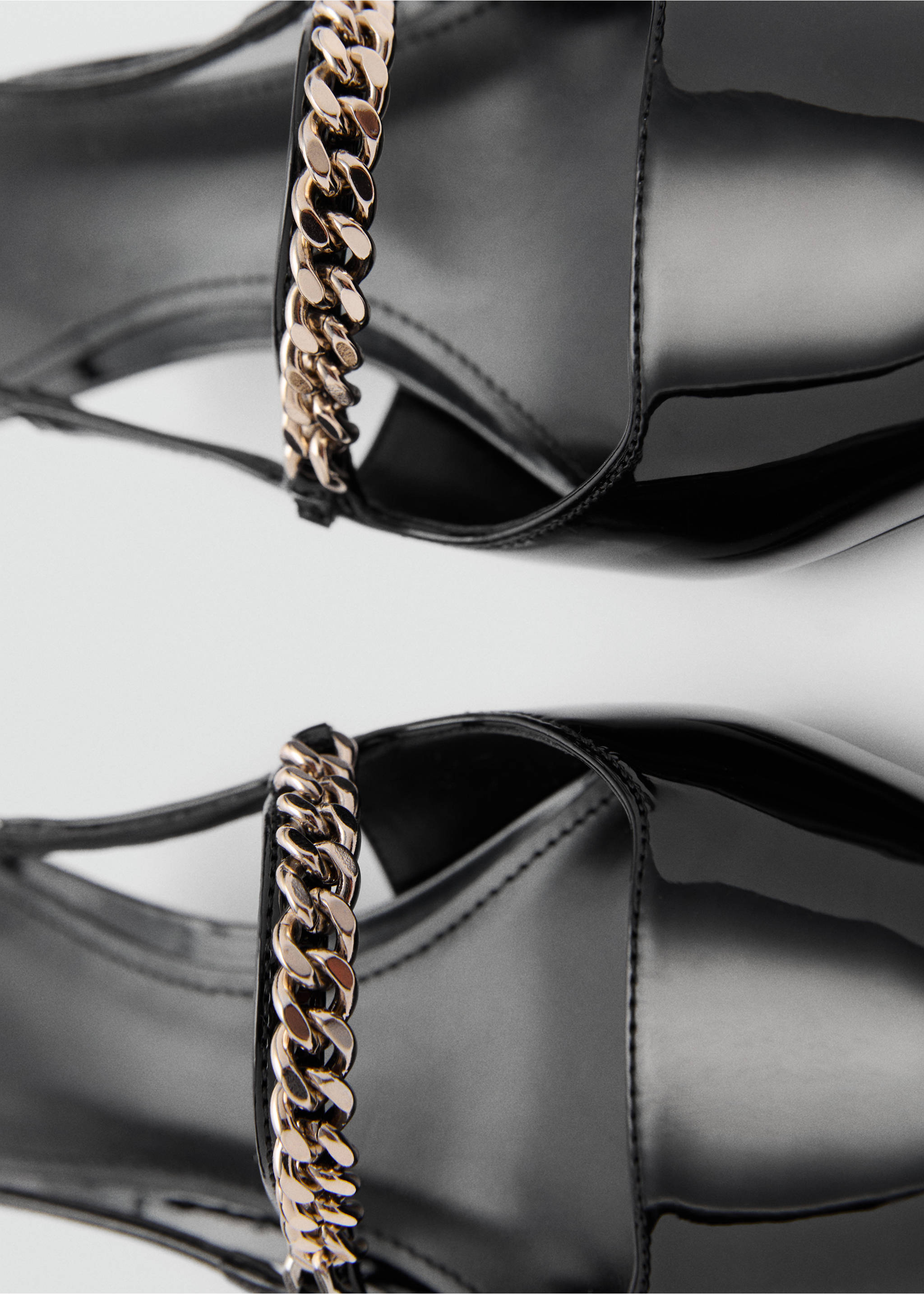 High heel shoes with link straps - Details of the article 2, Black. Ref: 87003276-00.