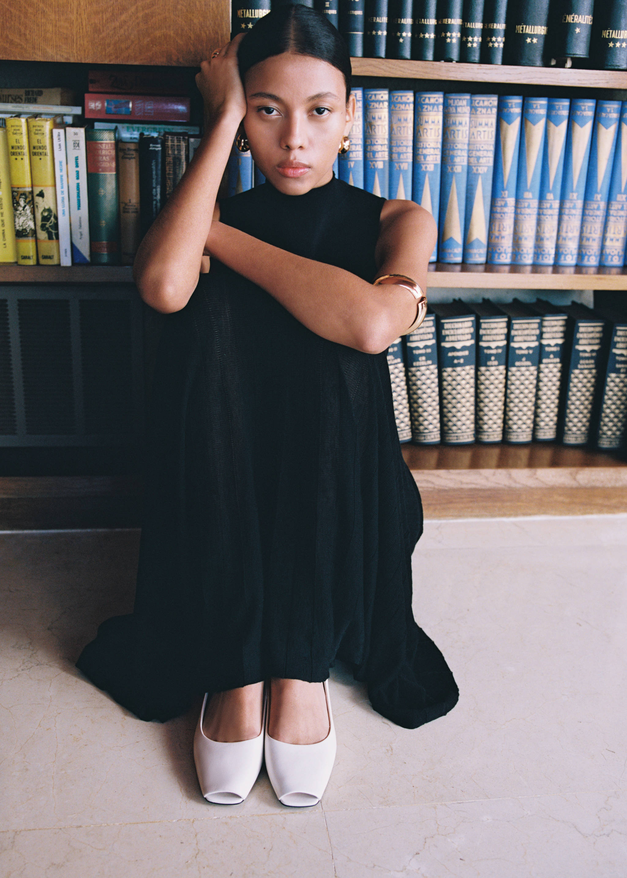 Zapato piel punta abertura - Plano general