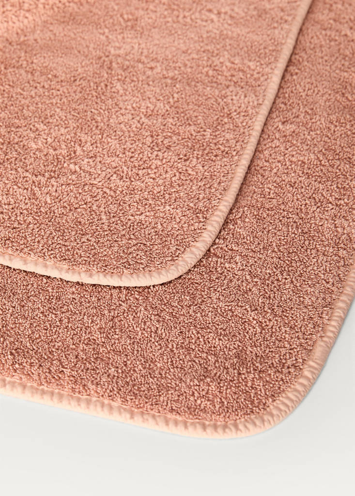 Hand towel with dyed piece — Peach