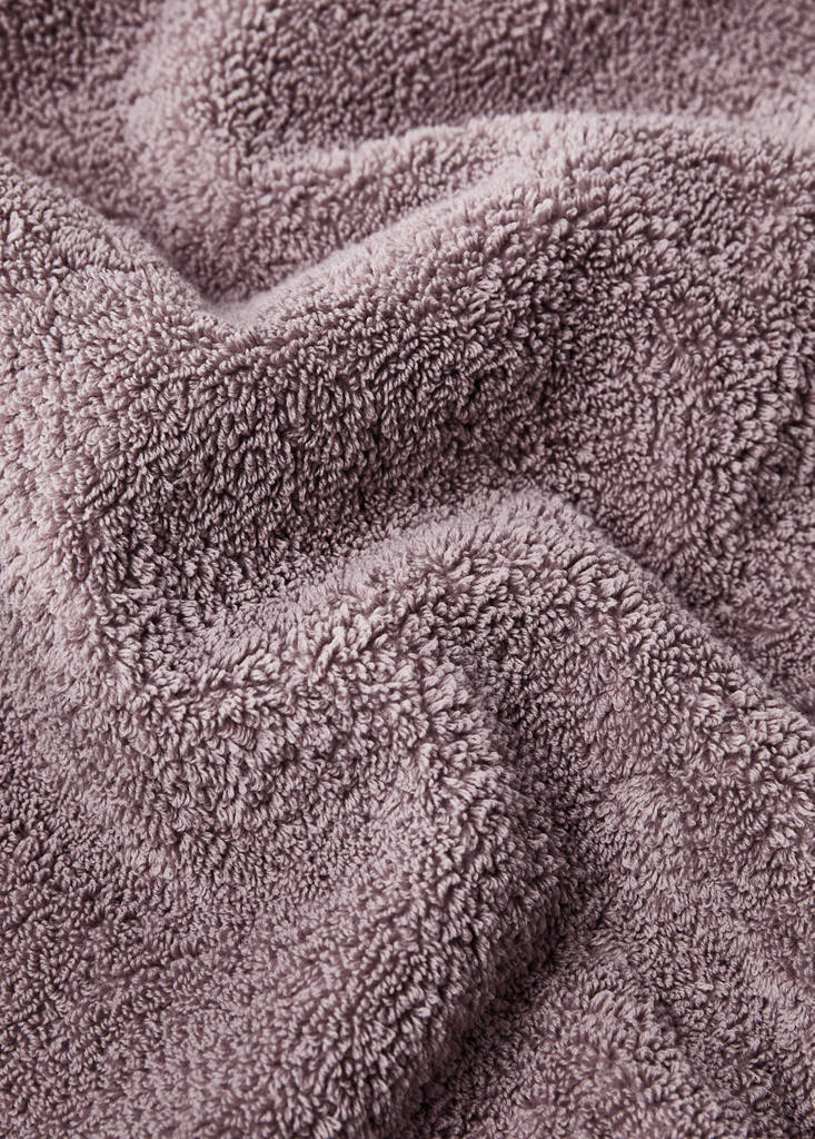 Hand towel with dyed piece — Plum