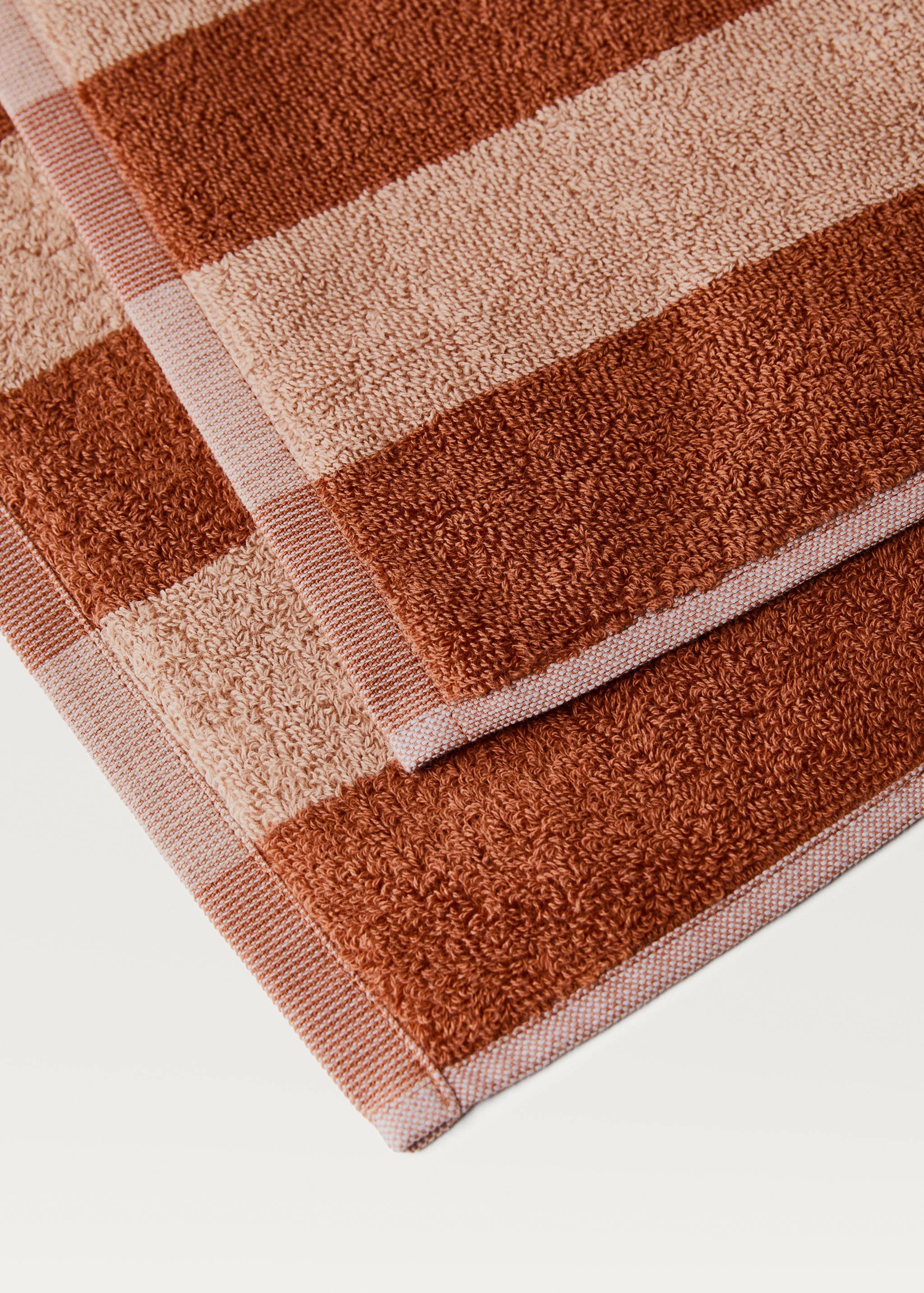 Handduk med tvåfärgade ränder - Detaljer om artikeln 2