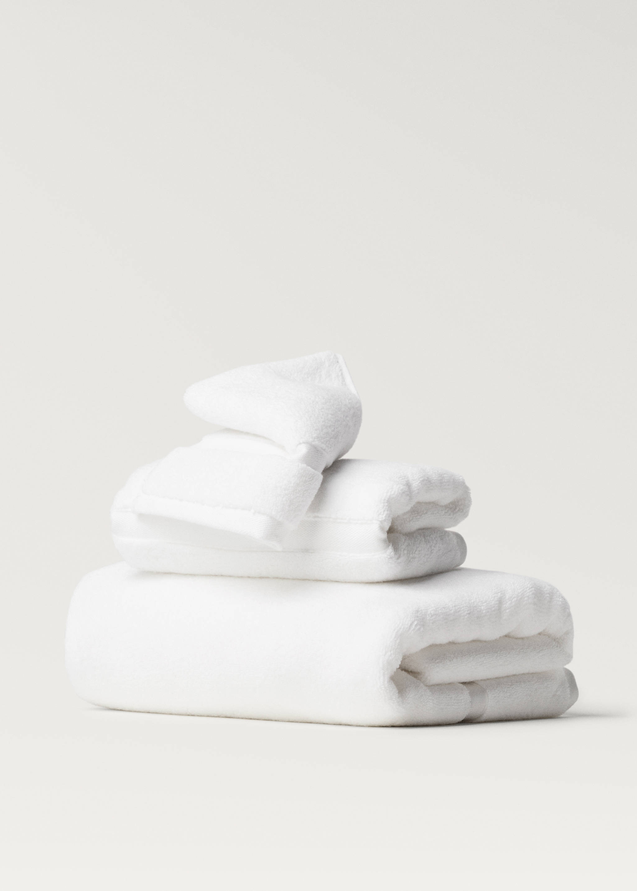 Extra-soft hand towel - Article without model