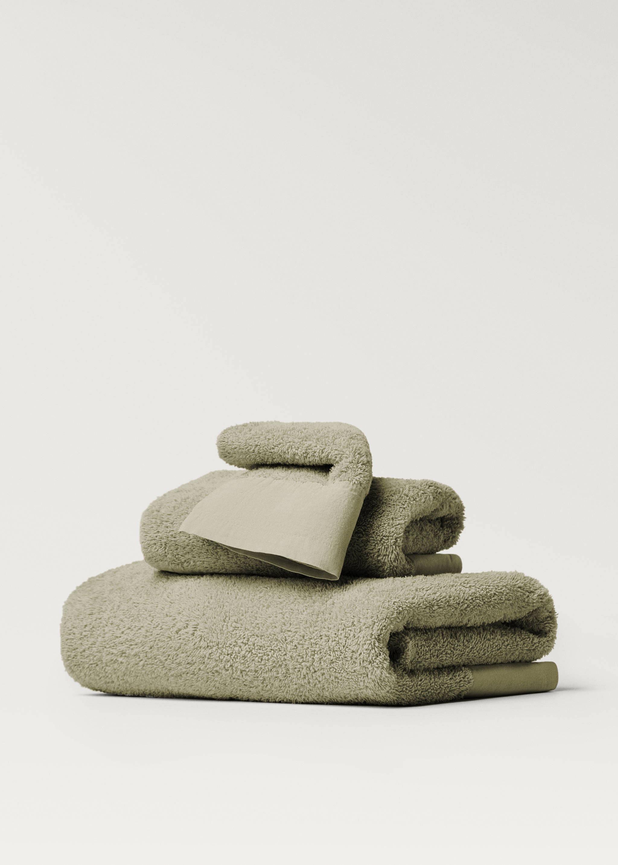 Hand towel with linen trim - Article without model