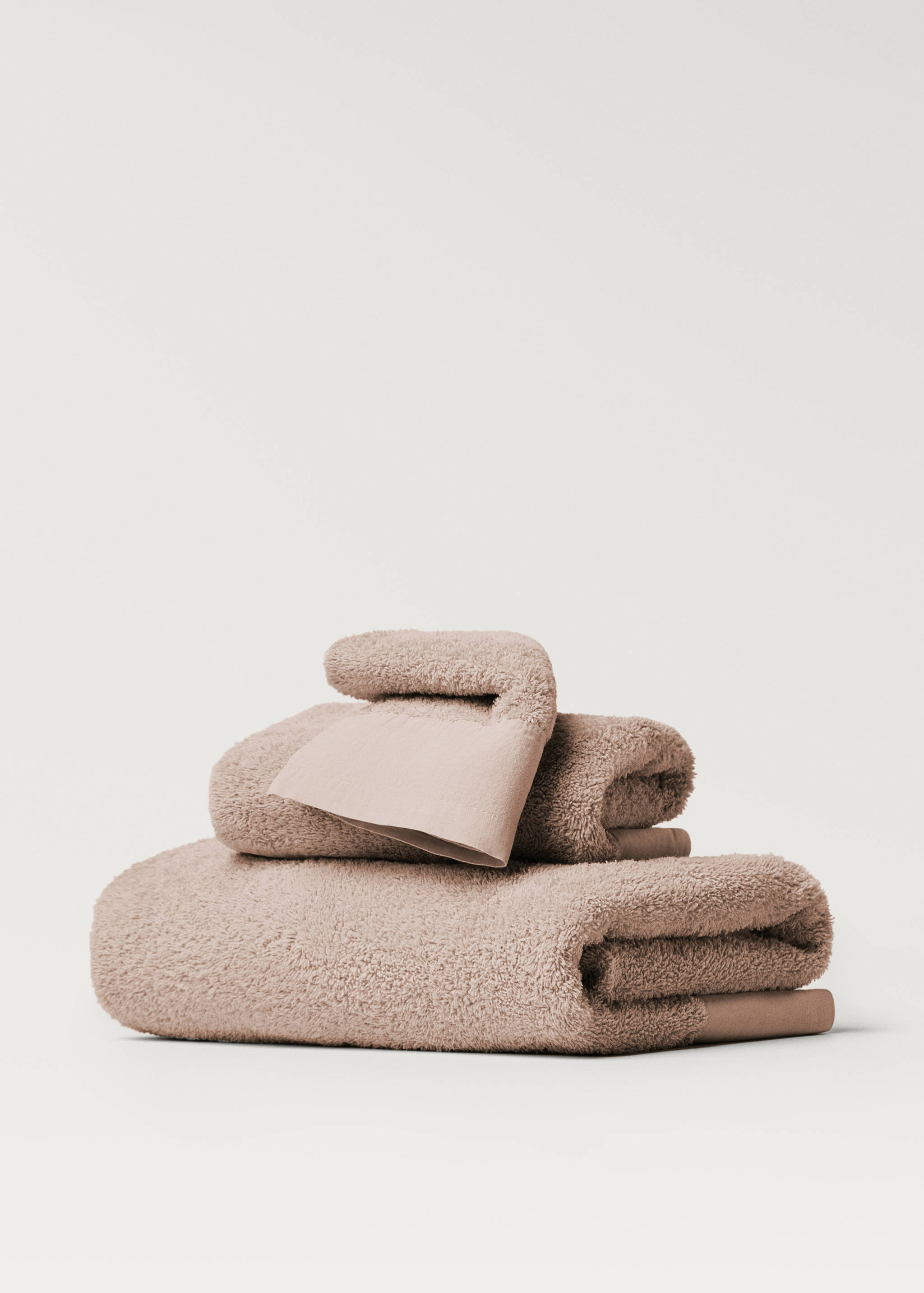 Hand towel with linen trim - Article without model