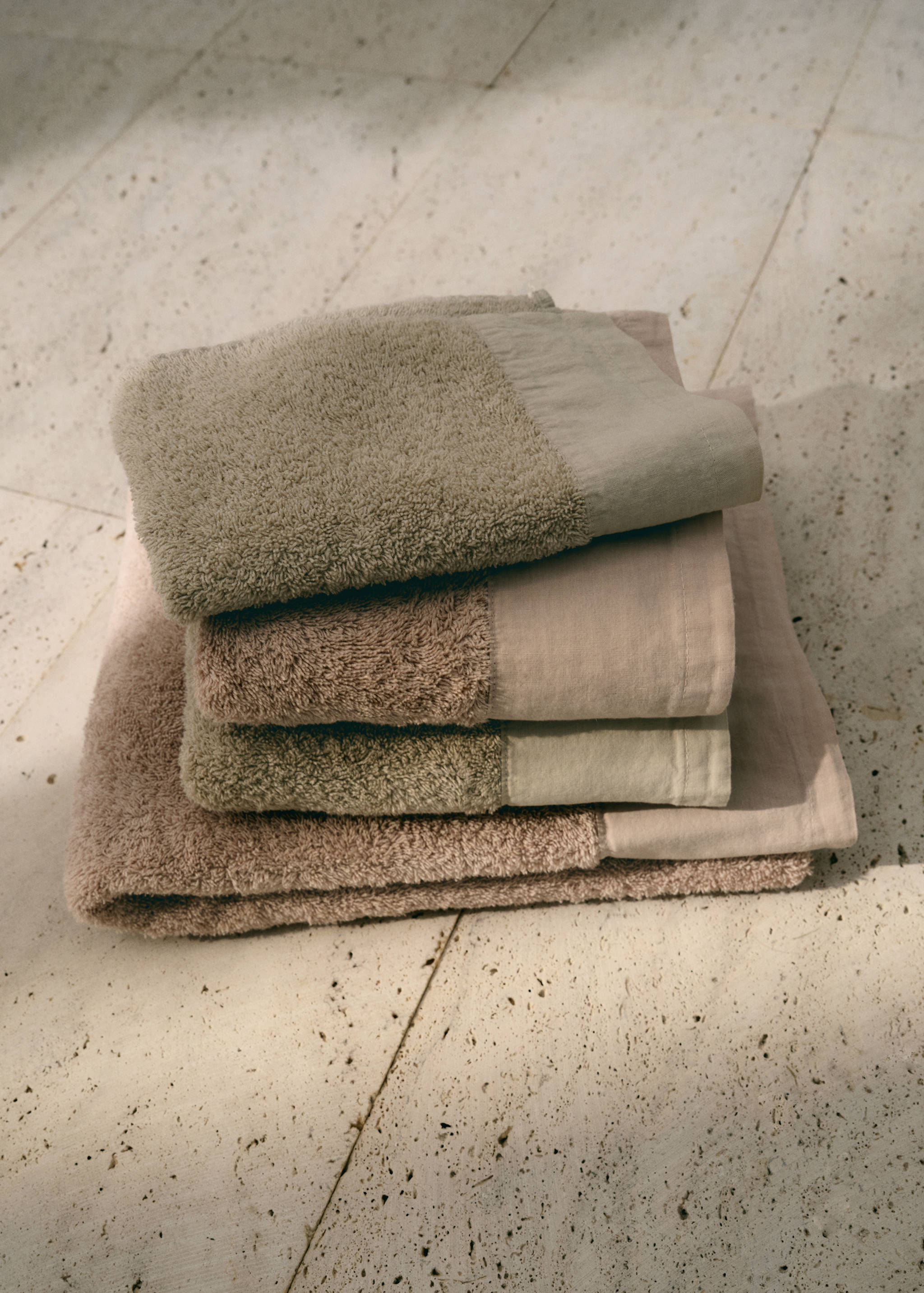 Hand towel with linen trim - Details of the article 6