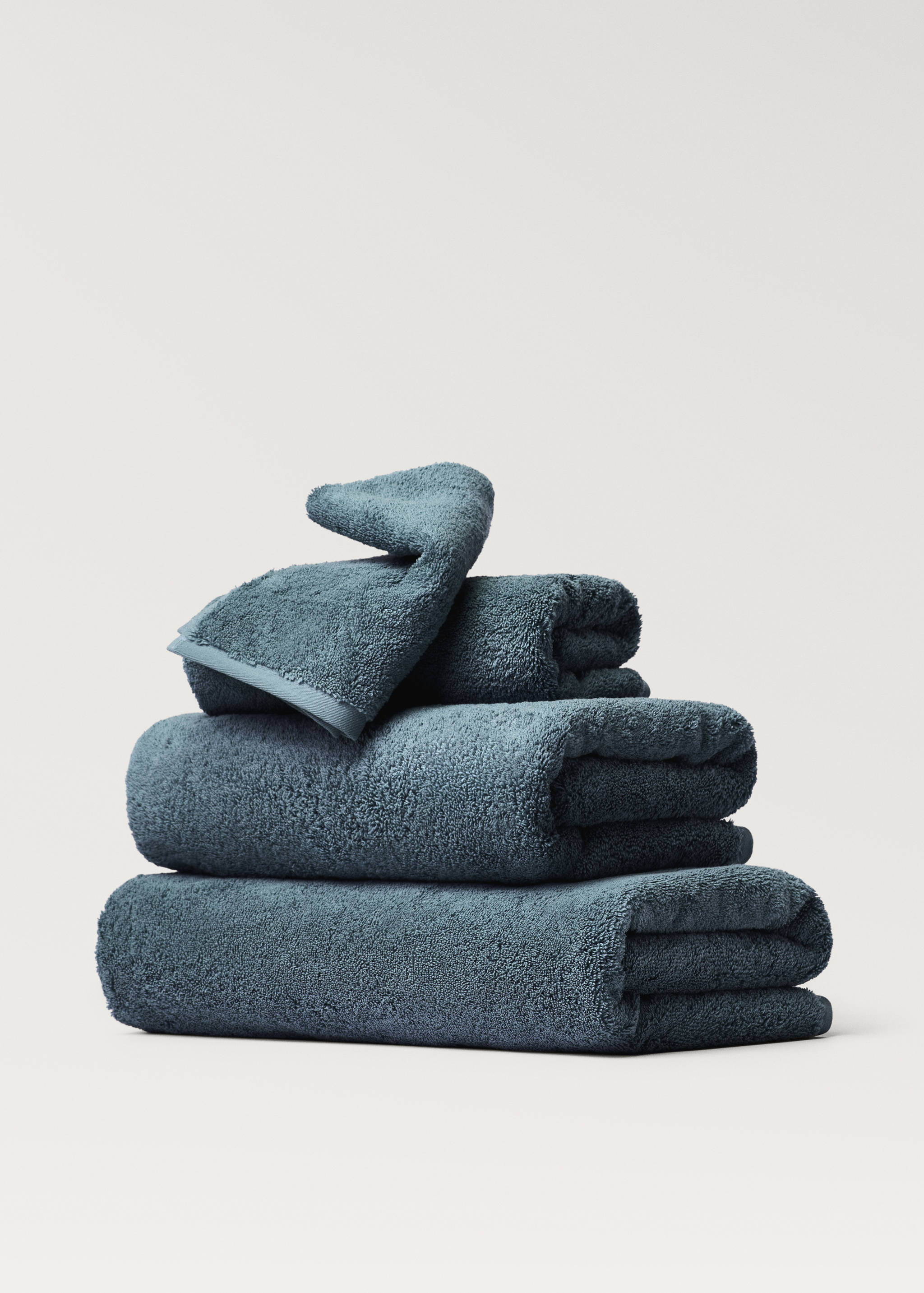 Soft cotton washbasin towel - Details of the article 4