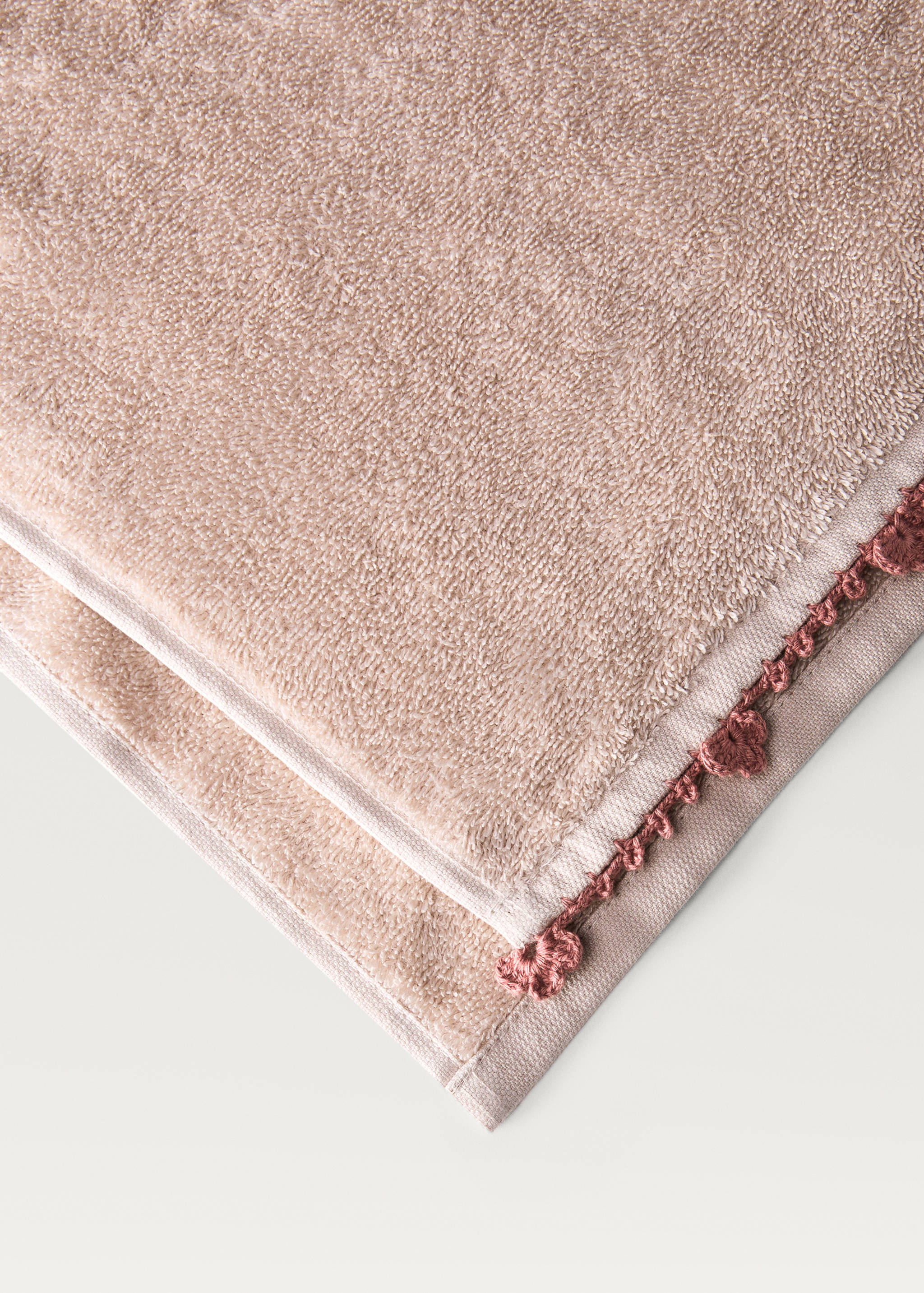 Children's washbasin towel with crochet trim - Details of the article 2