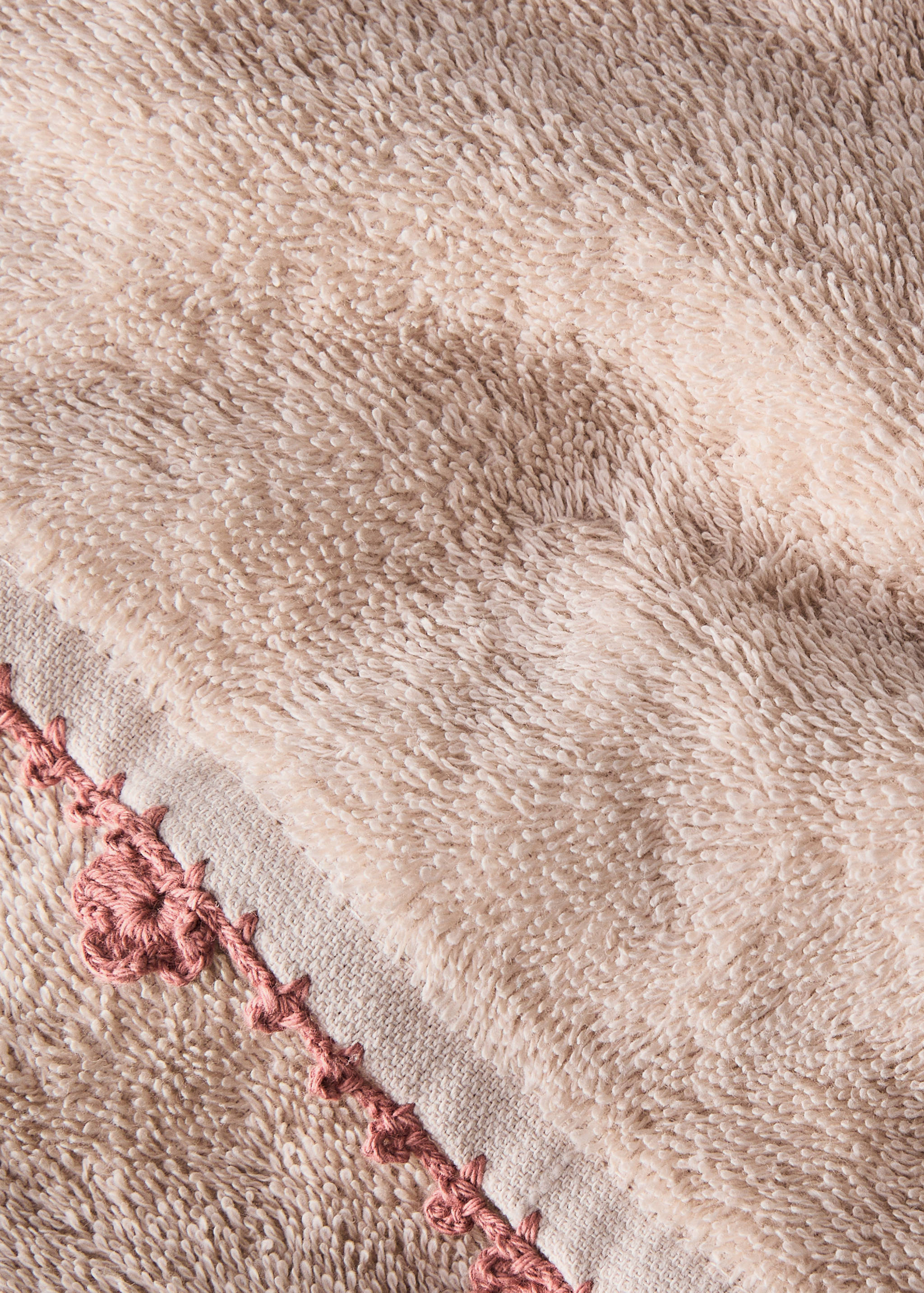 Children's washbasin towel with crochet trim - Details of the article 3