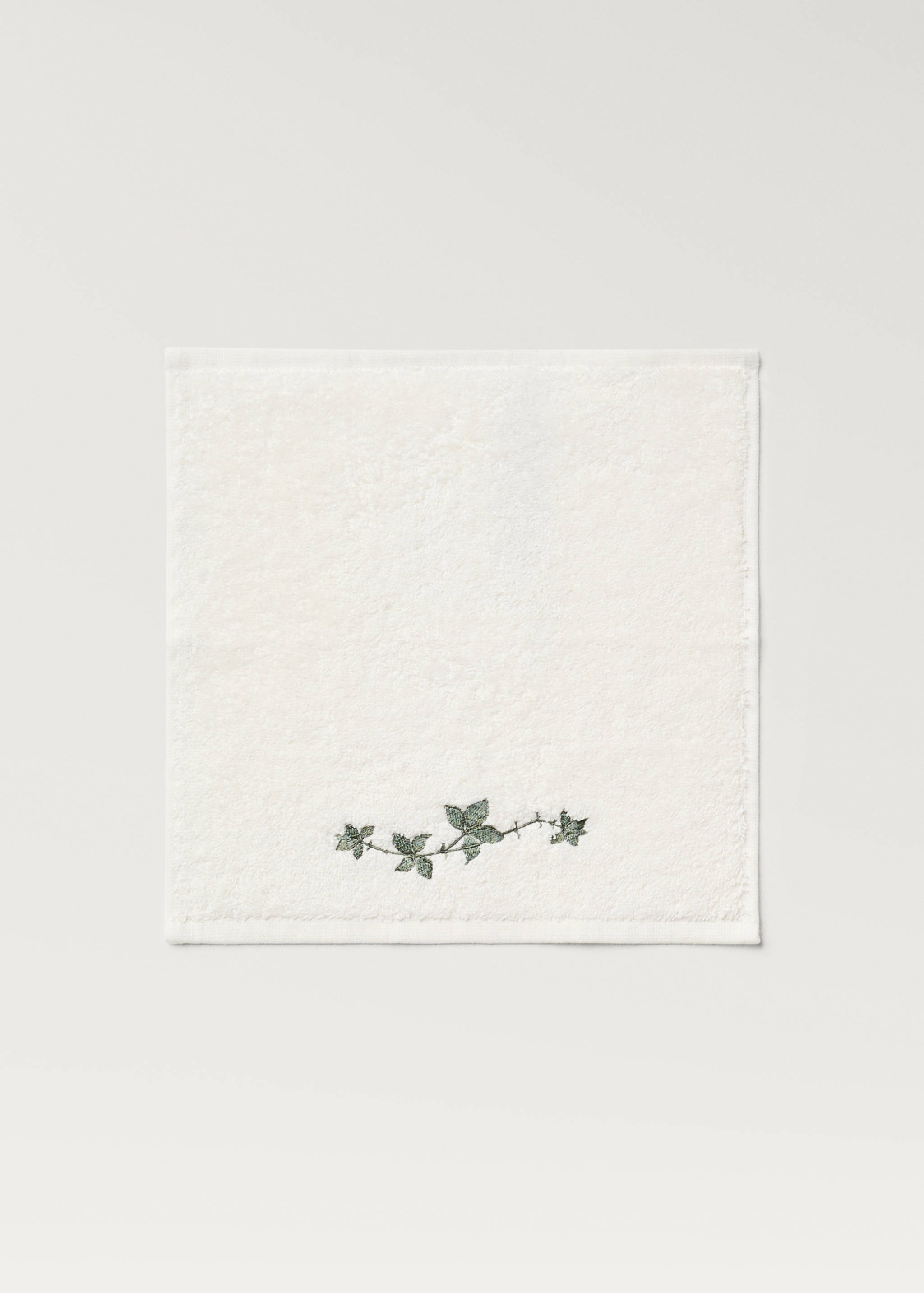 Set of 3 towels with embroidered leaf - Article without model