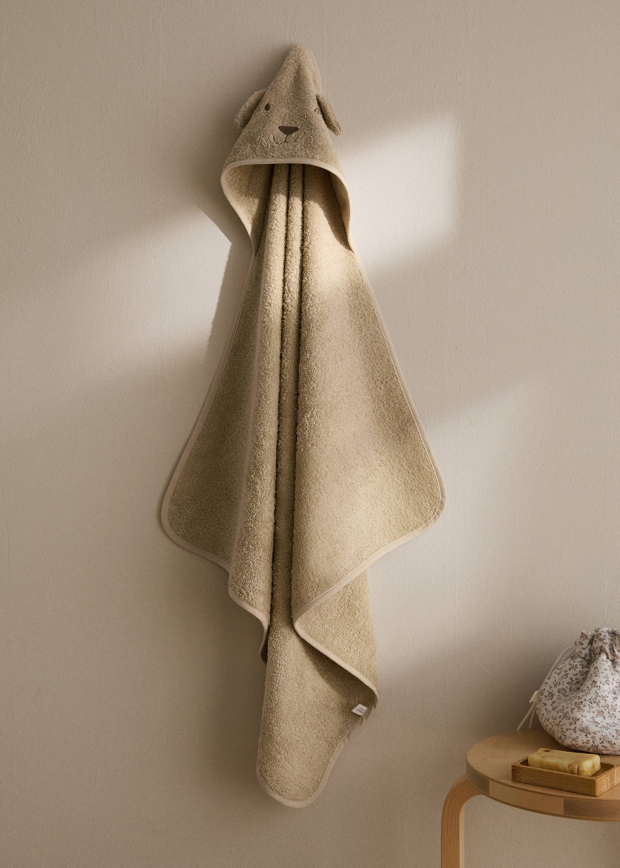 Children's terry bath cape with ears - General plane