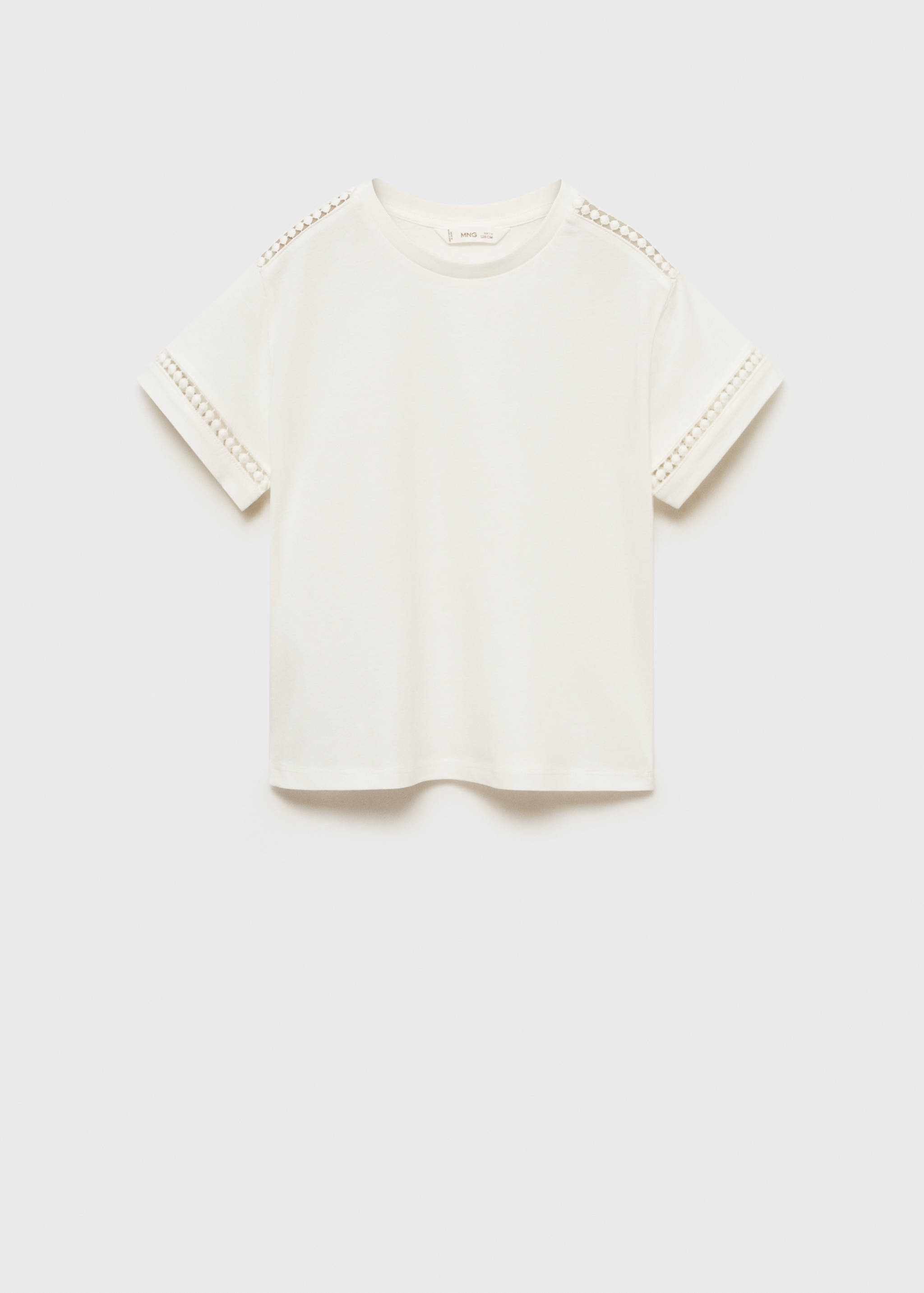 Camiseta detalles calados - Artículo sin modelo