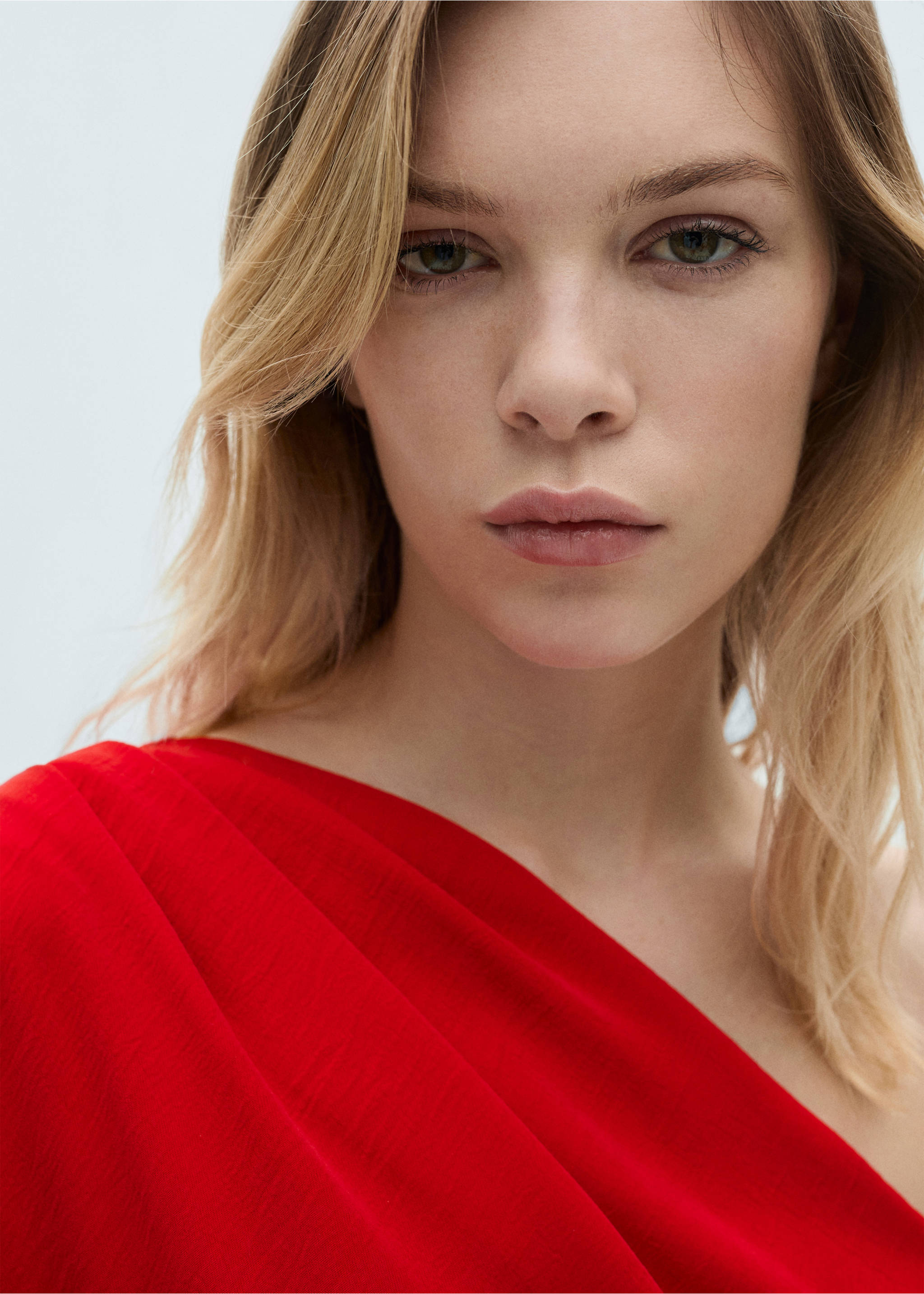 Robe asymétrique drapée - Détail de l'article 1, Rouge. Ref: 87004077-00.