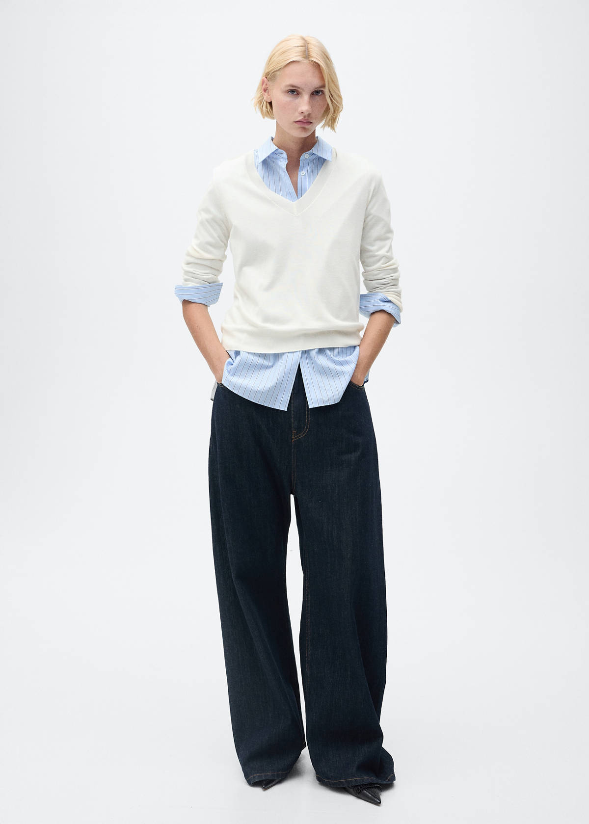 V-neck knit sweater — Ecru