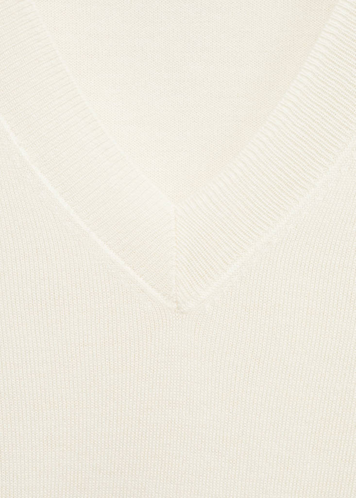 V-neck knit sweater — Ecru