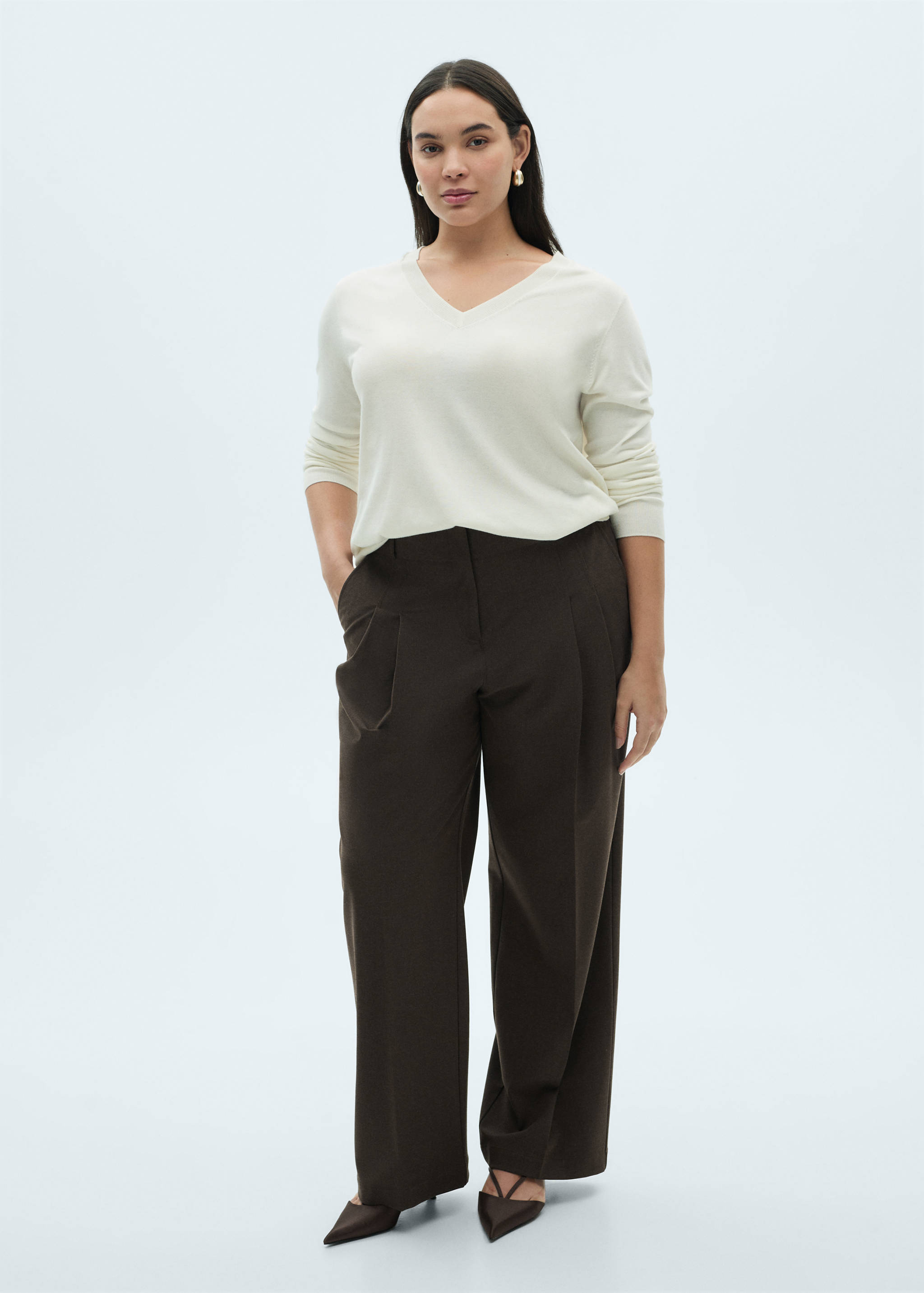 V-neck knit sweater - Details of the article 3