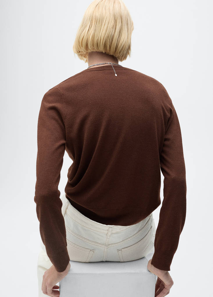 V-neck knit sweater — Chocolate