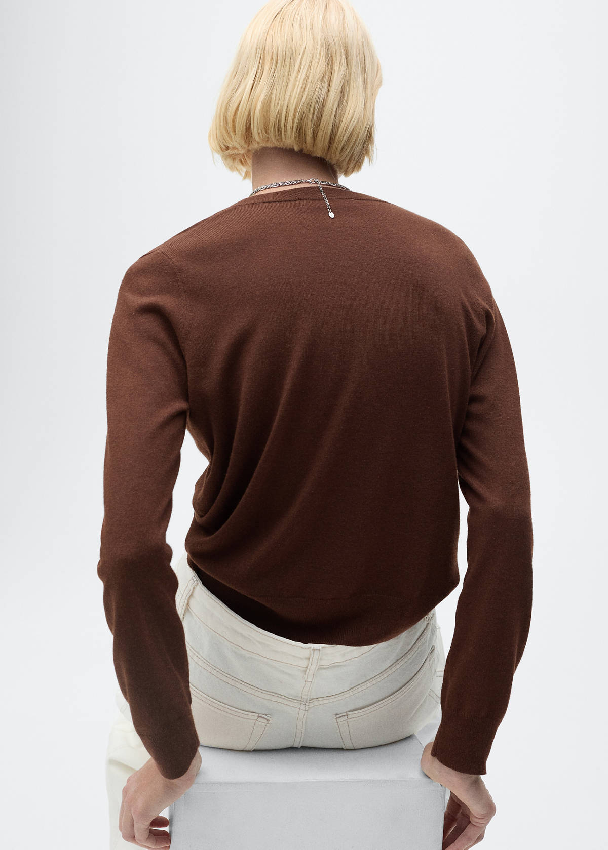 V-neck knit sweater — Chocolate