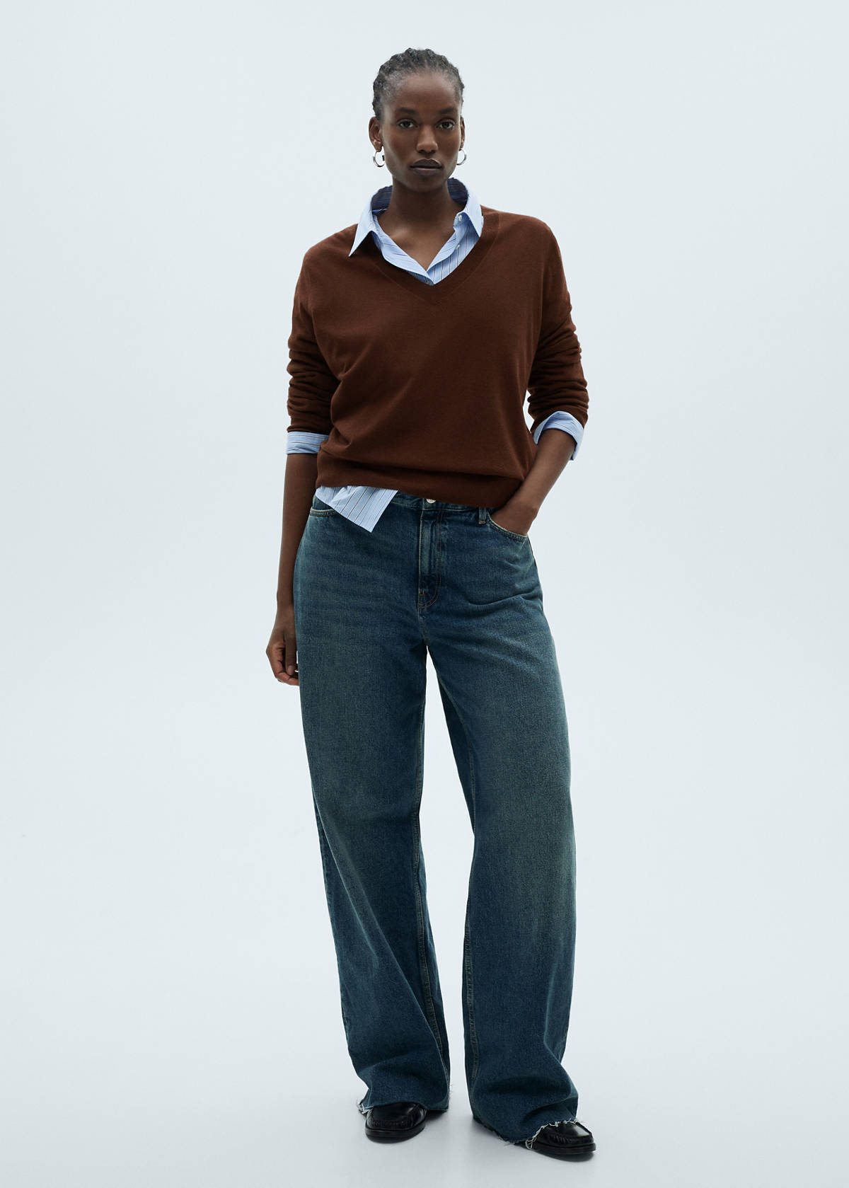 V-neck knit sweater — Chocolate