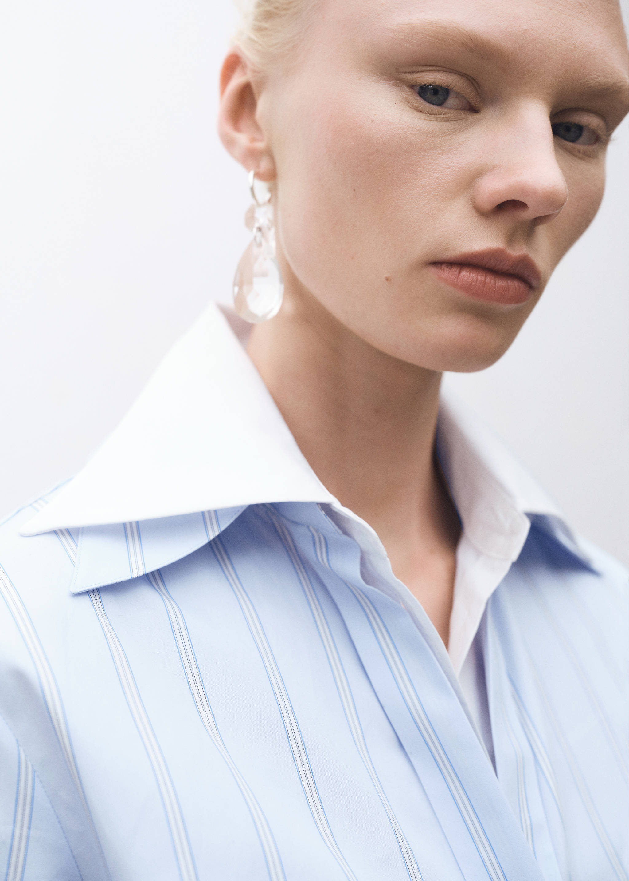 Regular striped cotton shirt - Details of the article 1