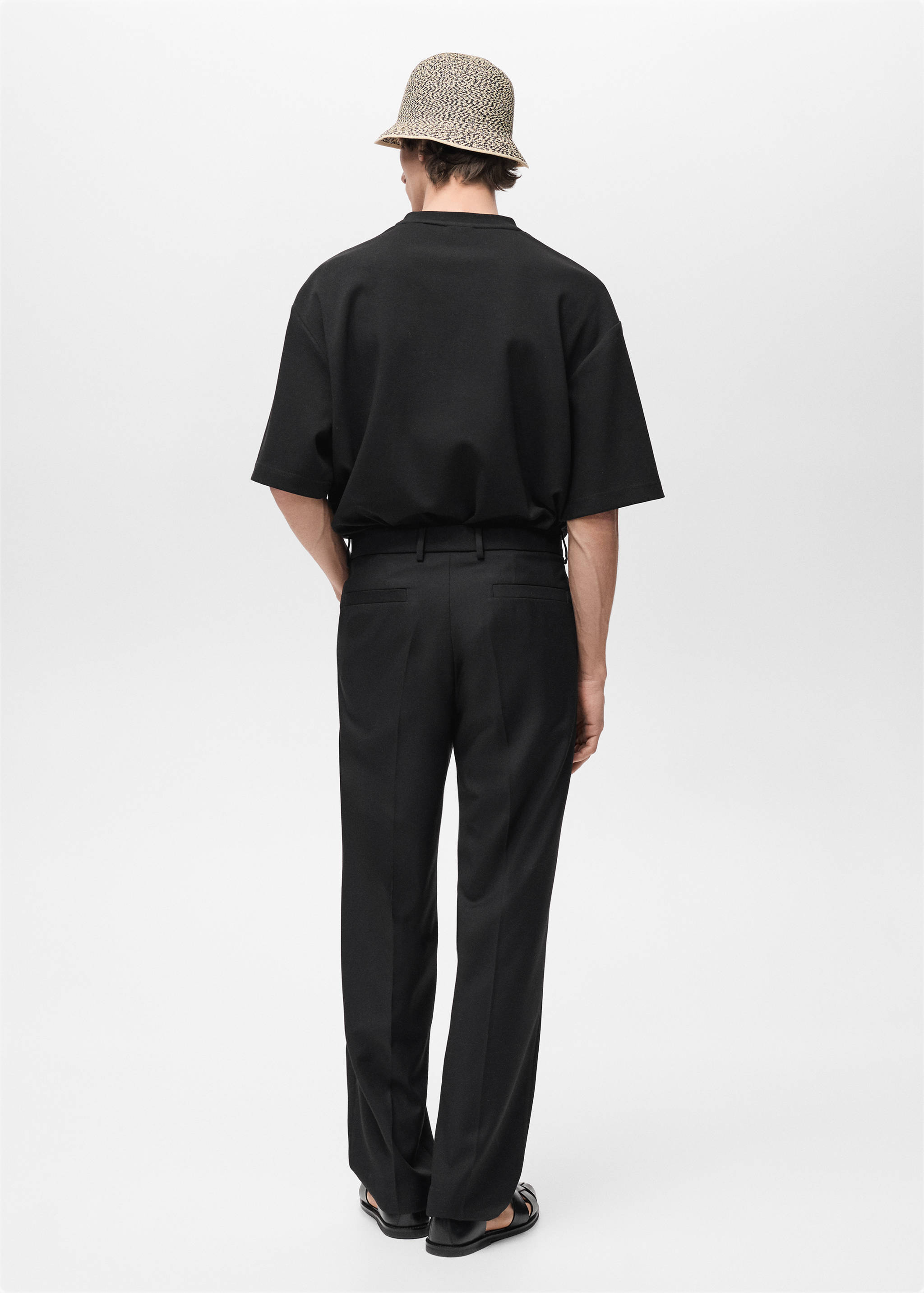 Oversized t-shirt with pocket - Reverse of the article