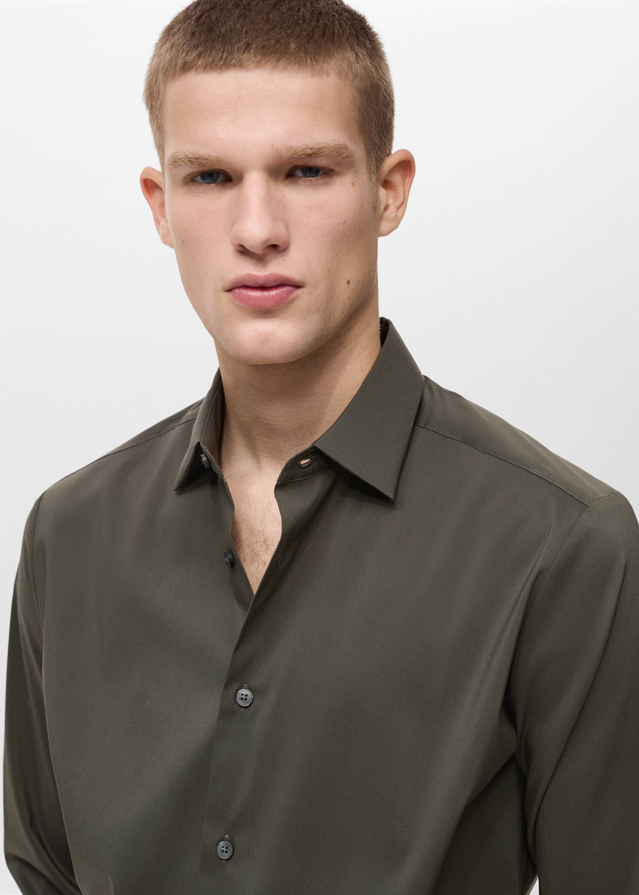 Chemise comfort stretch non-iron - Détail de l'article 1