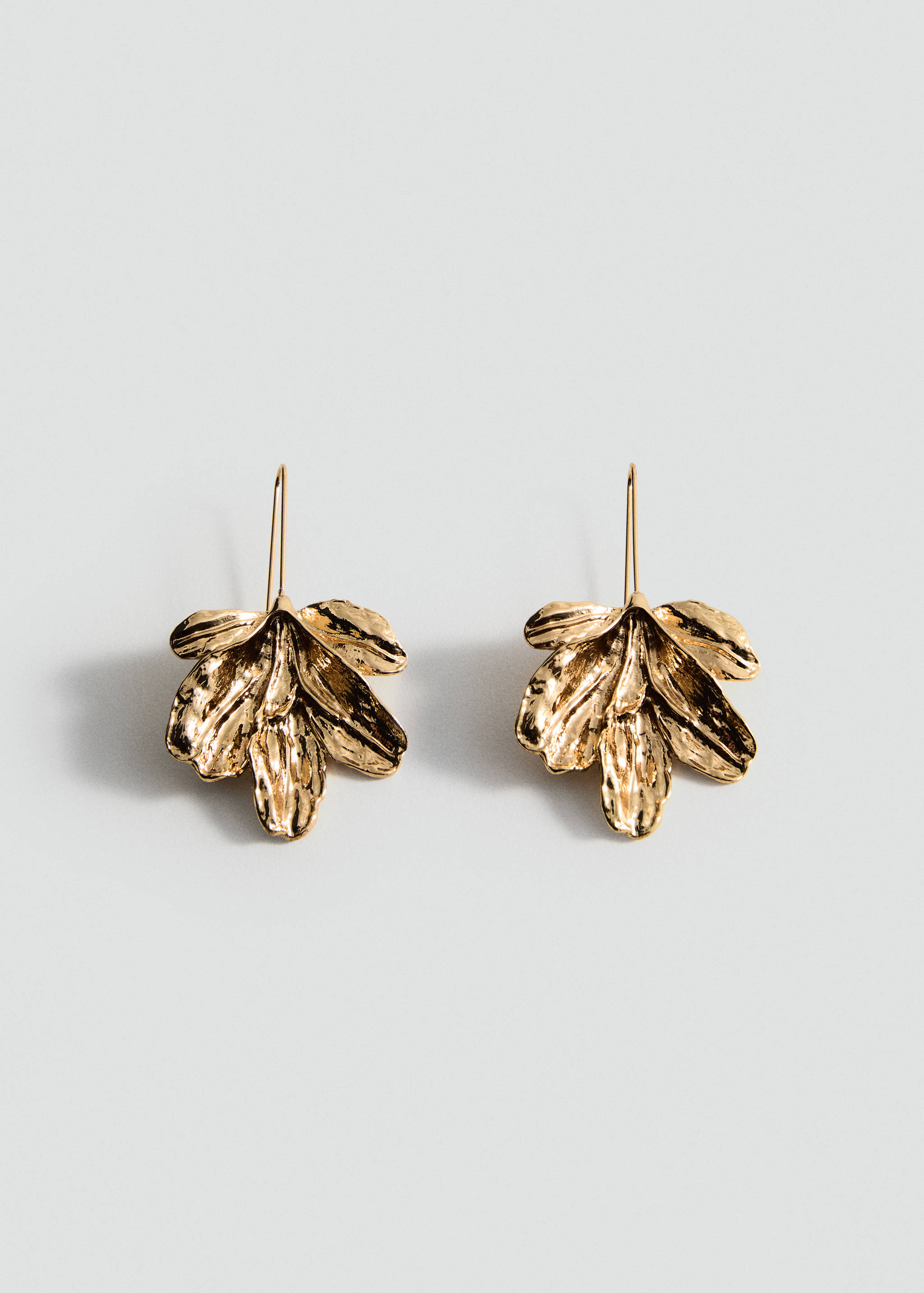Hanging floral earrings - Article without model