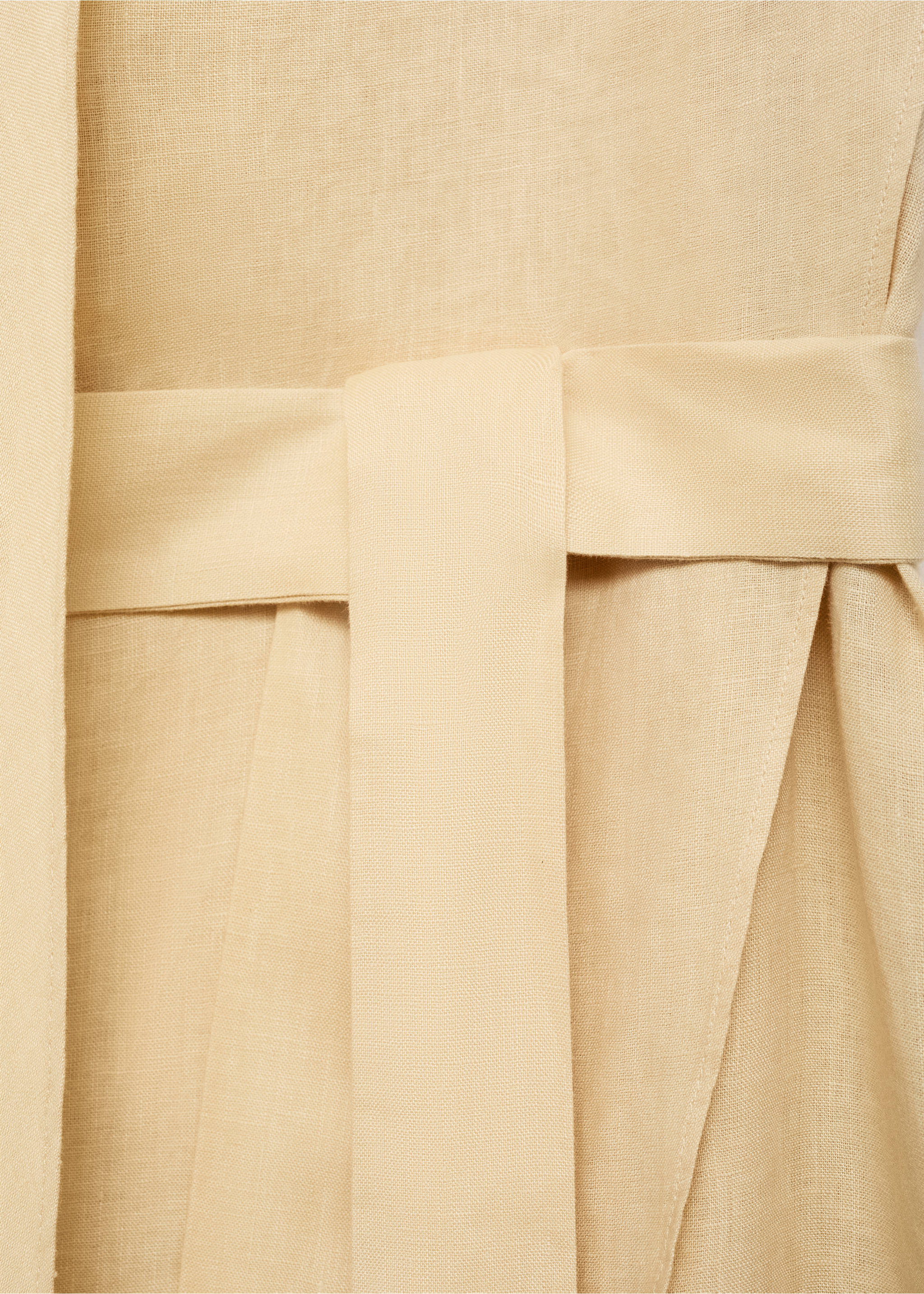 Close-up of a beige dress belt detail., Sand. Ref: 87004783-00.