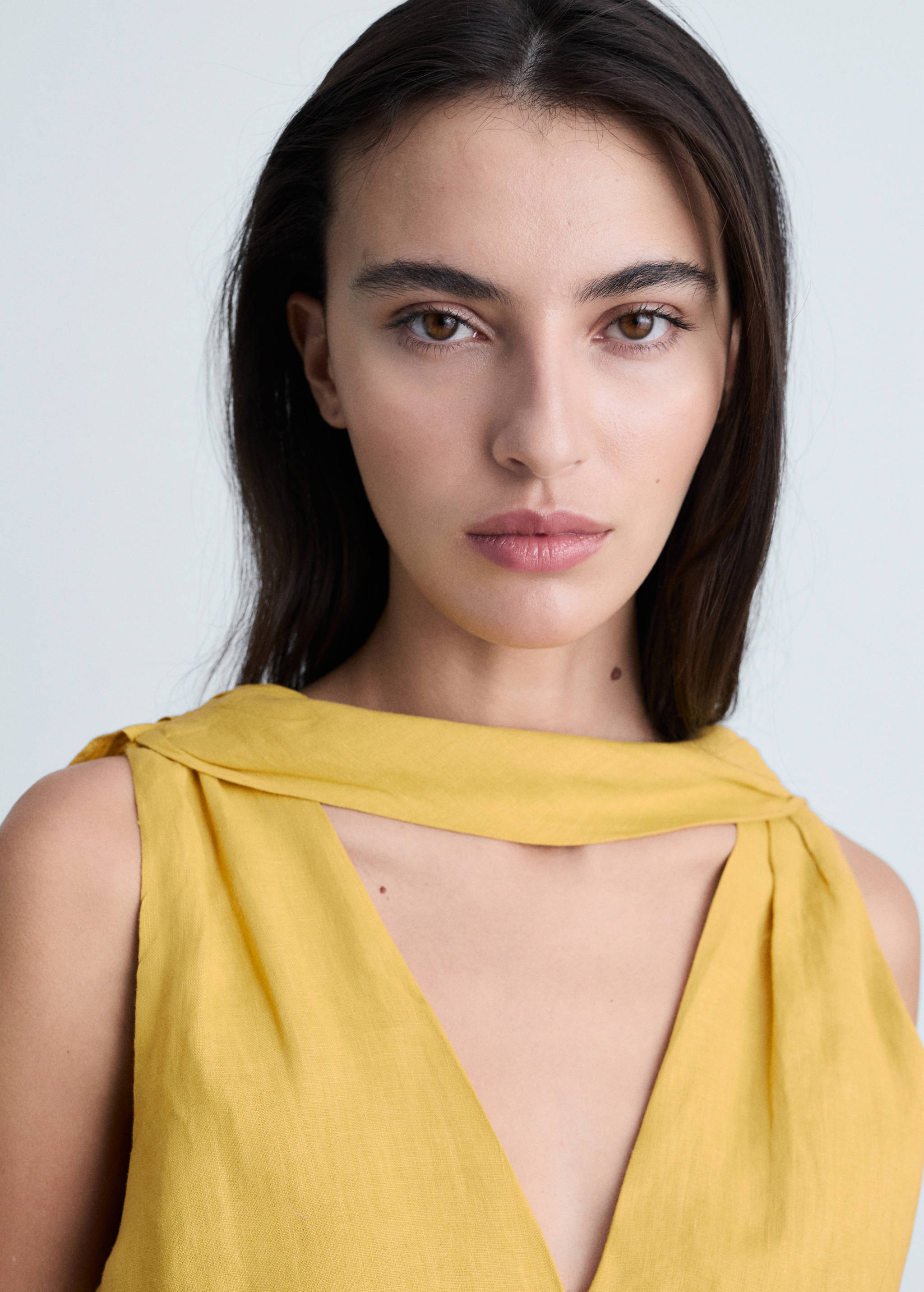 Linen pleated midi-dress - Details of the article 1