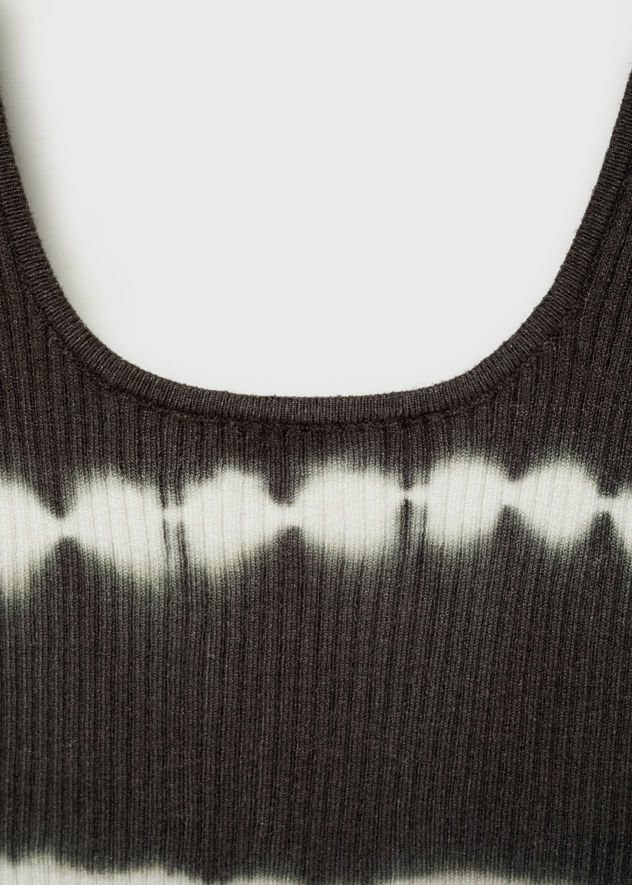 Tie-dye effect top - Details of the article 8