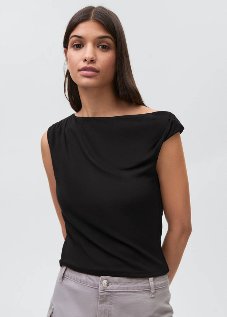Shoulder detail T-shirt — Black