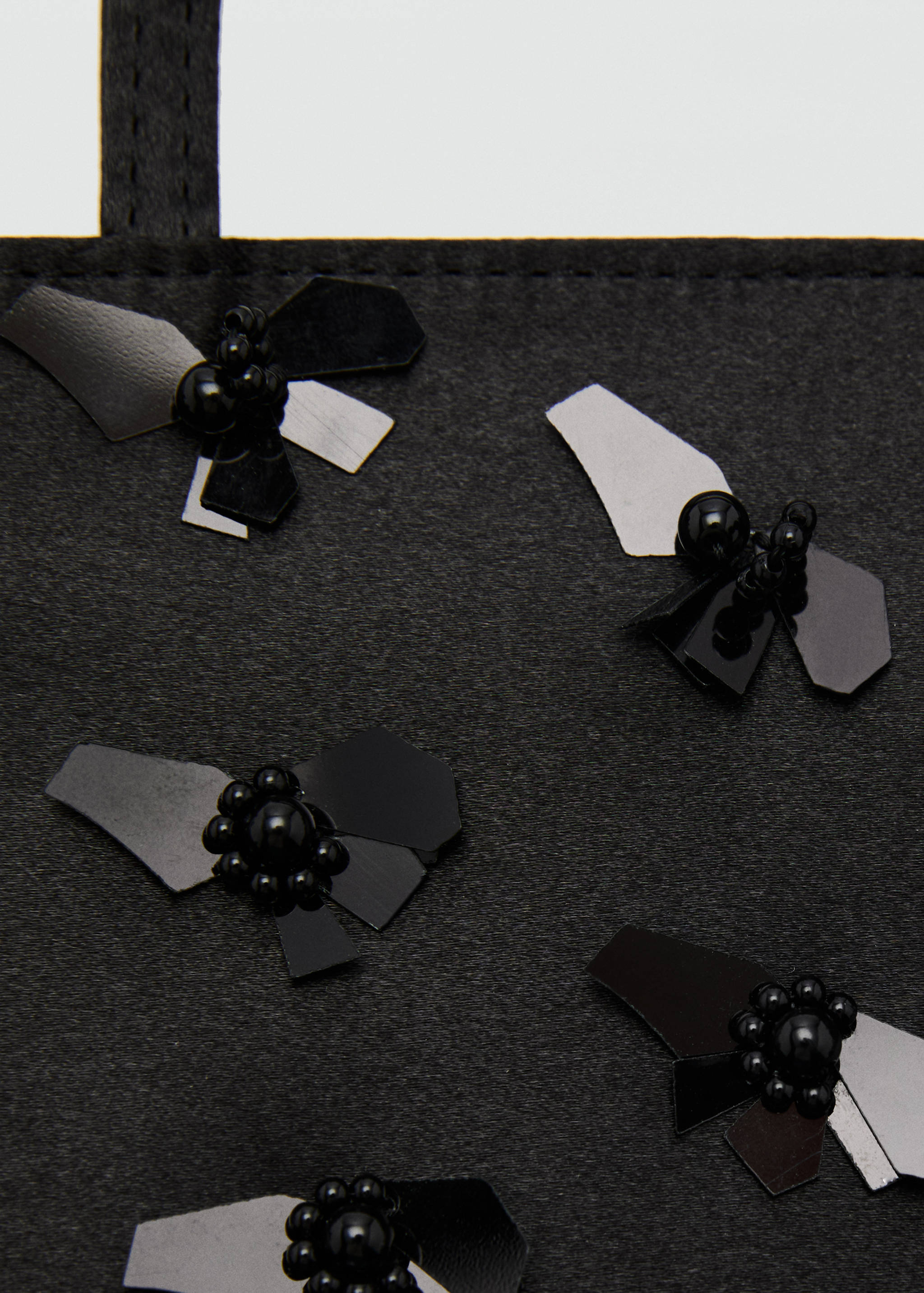 Bolso mano aplique flores - Detalle del artículo 1