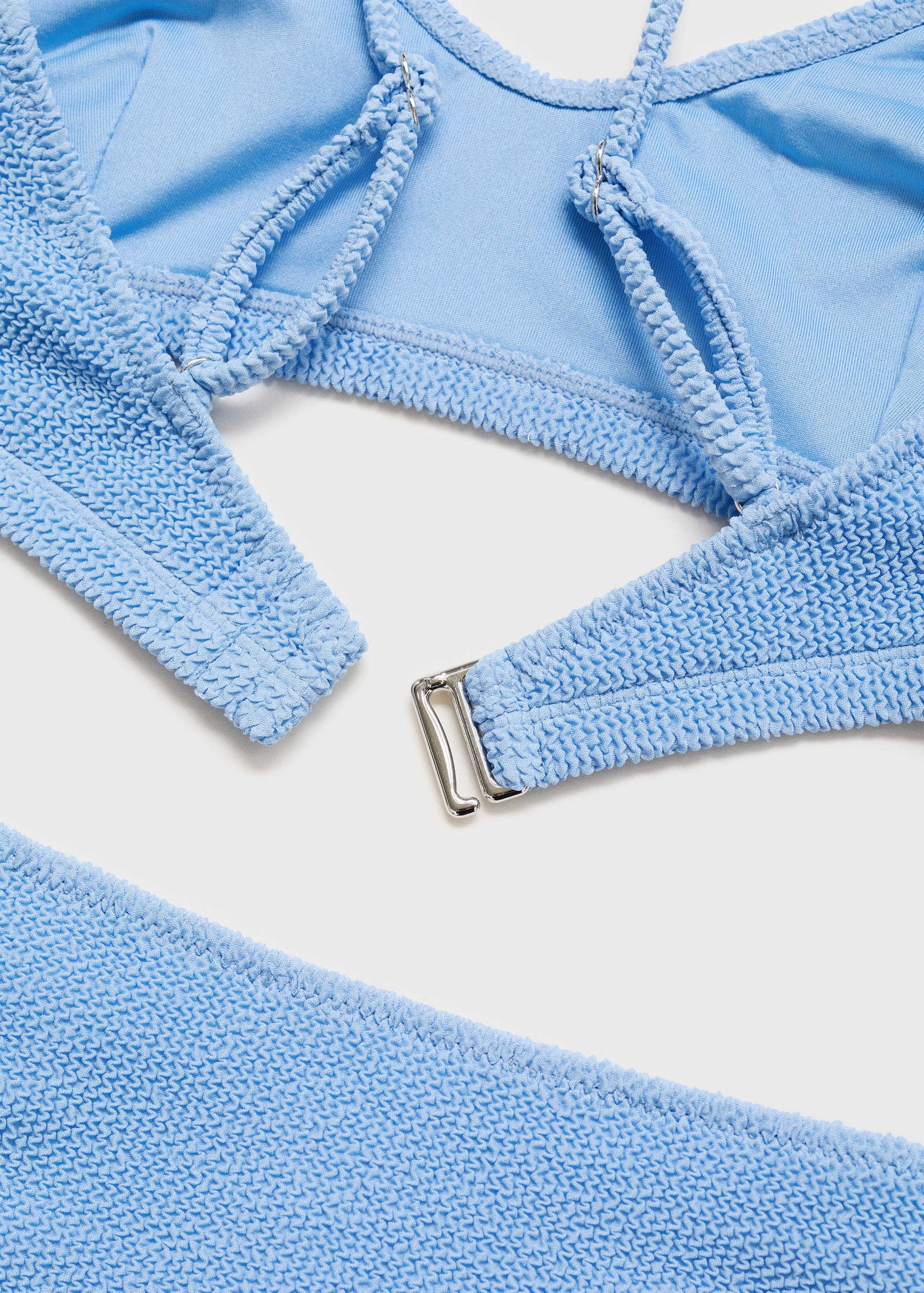 Бикини с фактурной выделкой - Деталь изделия 0