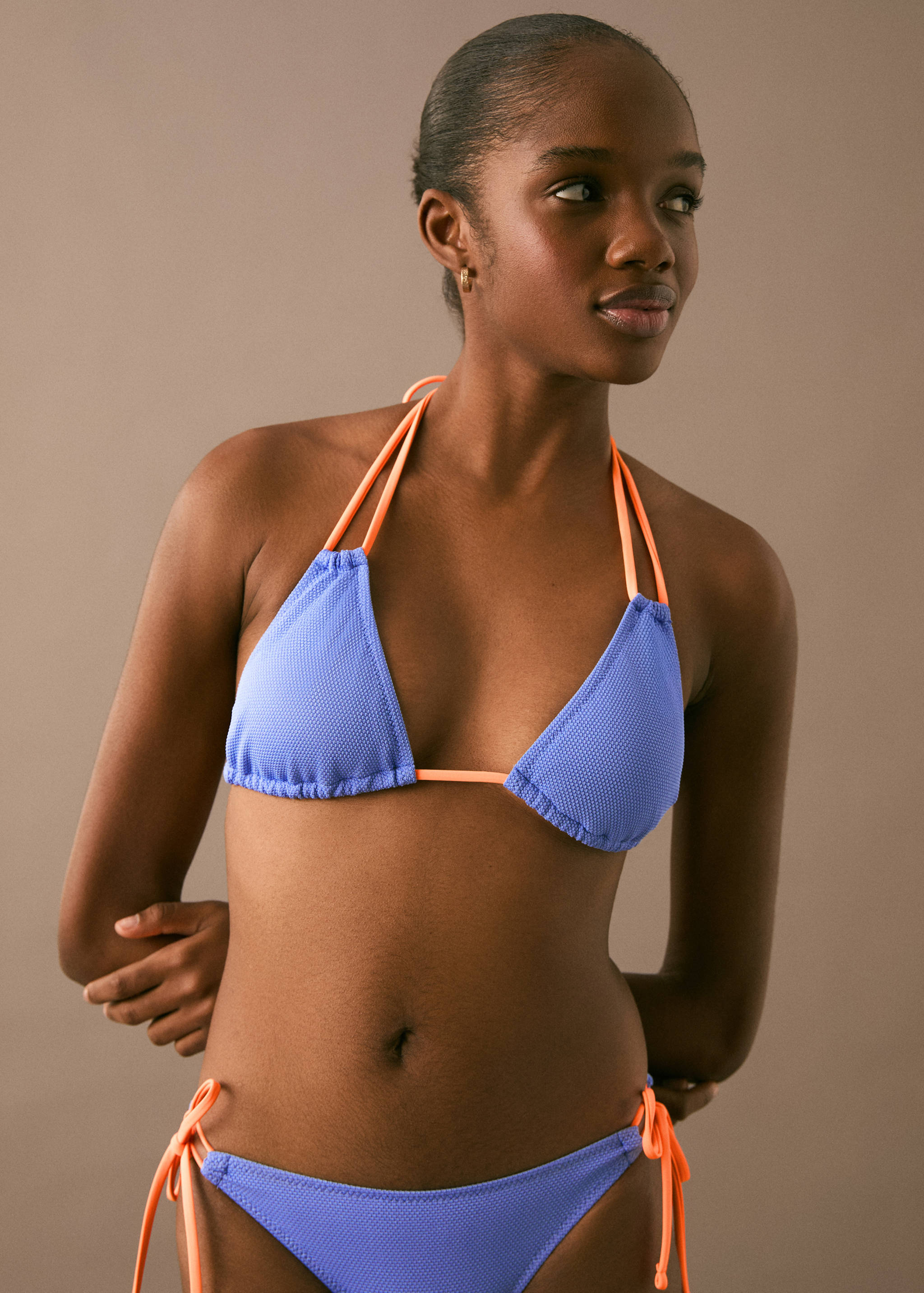 Двухцветное бикини - Деталь изделия 2