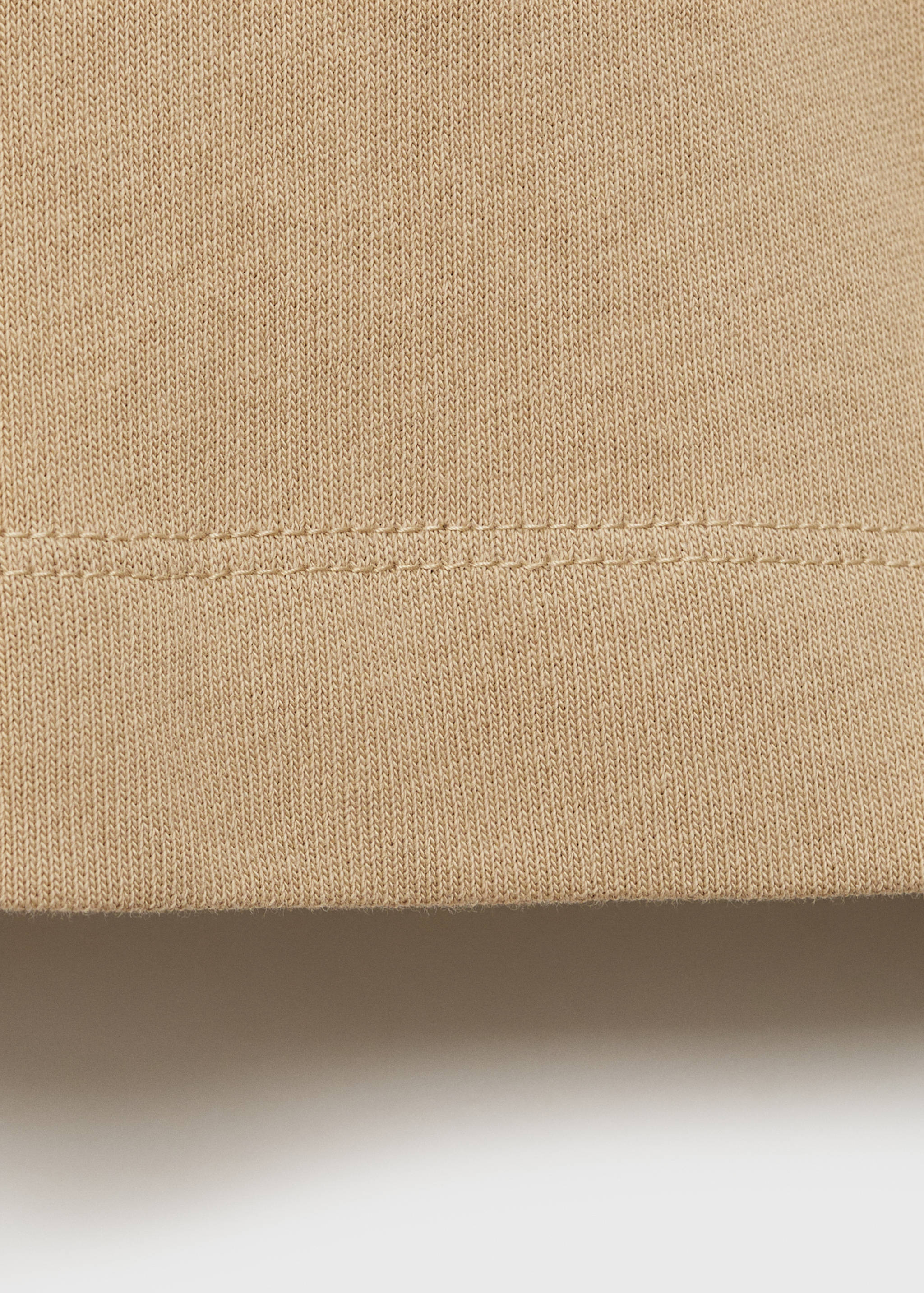 Хлопковая футболка с вышивкой - Деталь изделия 0