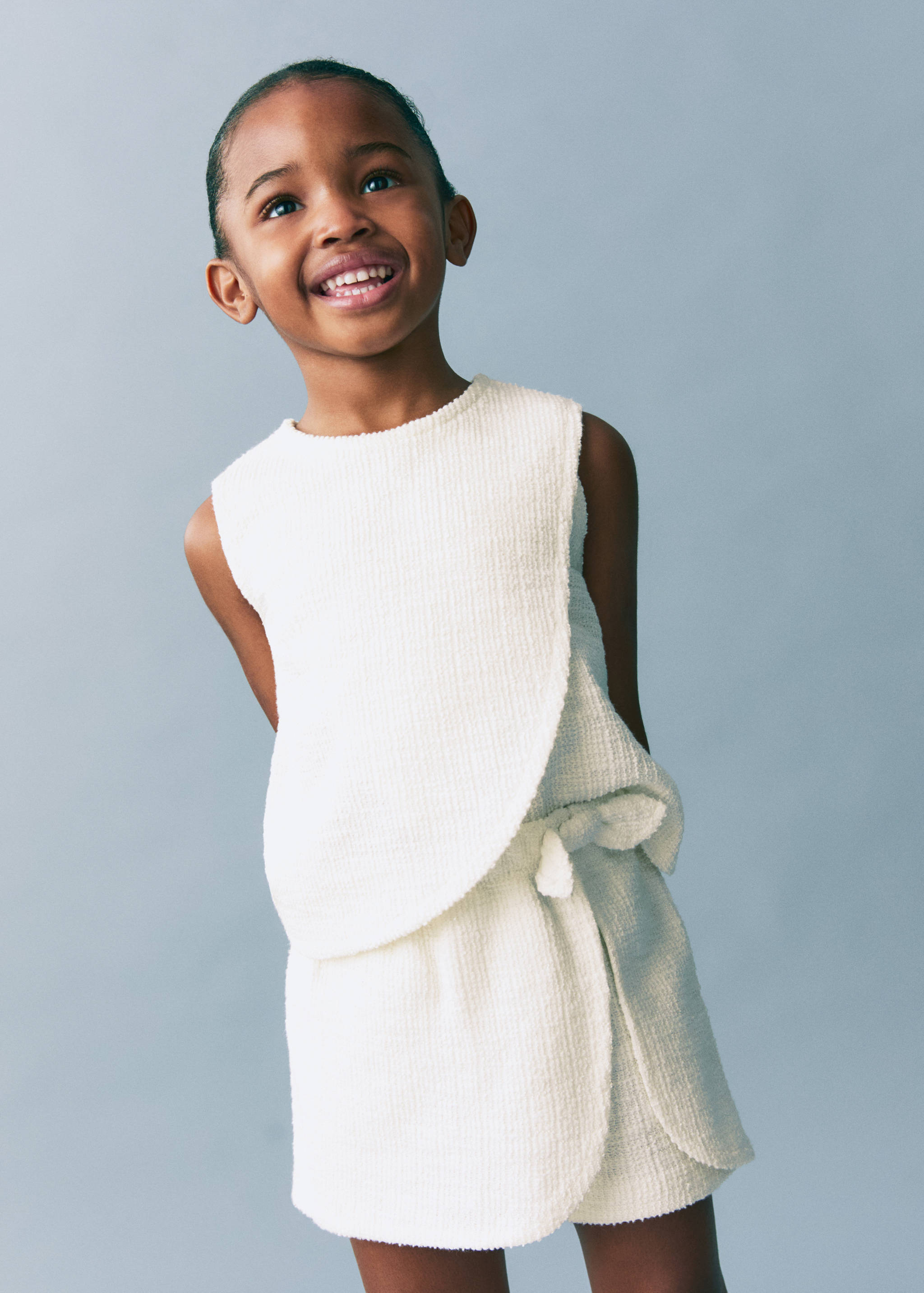 تي شيرت من التويد بفتحة - تفاصيل المنتج 1