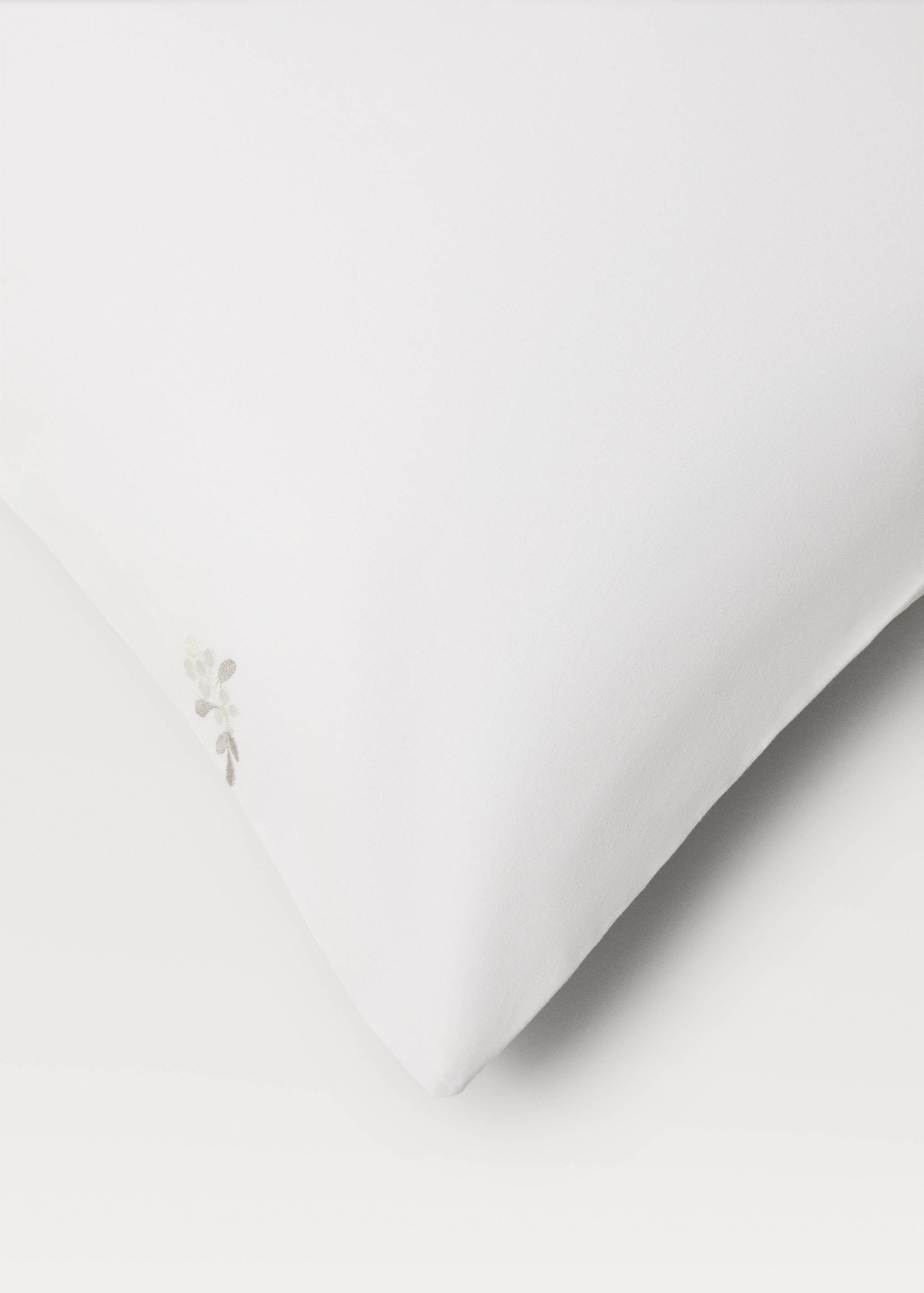 Cotton percale embroidered-flower children's duvet cover for 90 cm bed - Details of the article 2