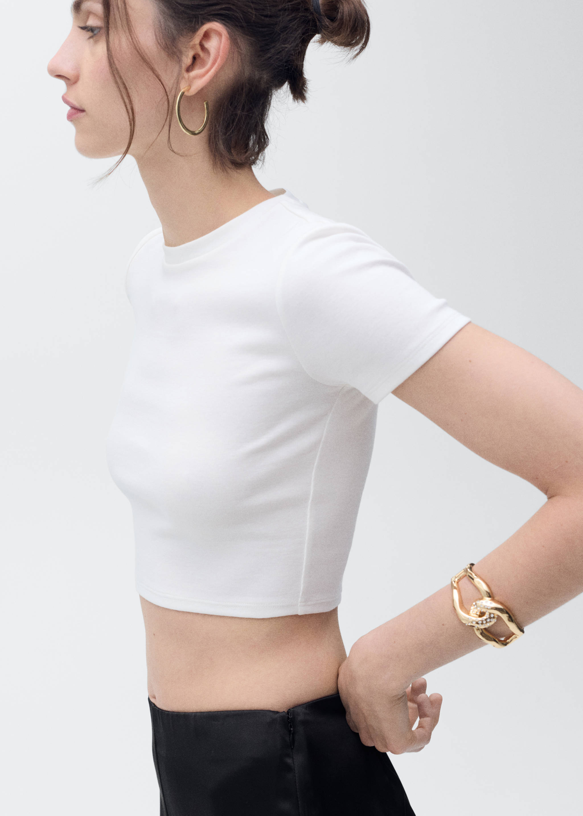 Fitted cropped t-shirt - Details of the article 6