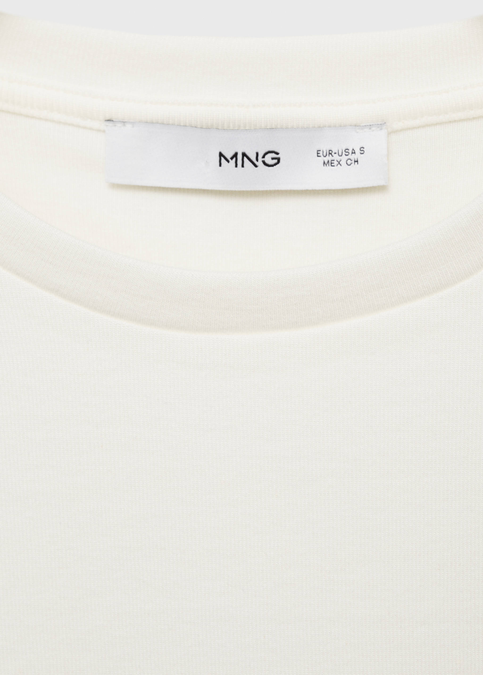 Fitted cropped t-shirt - Details of the article 8