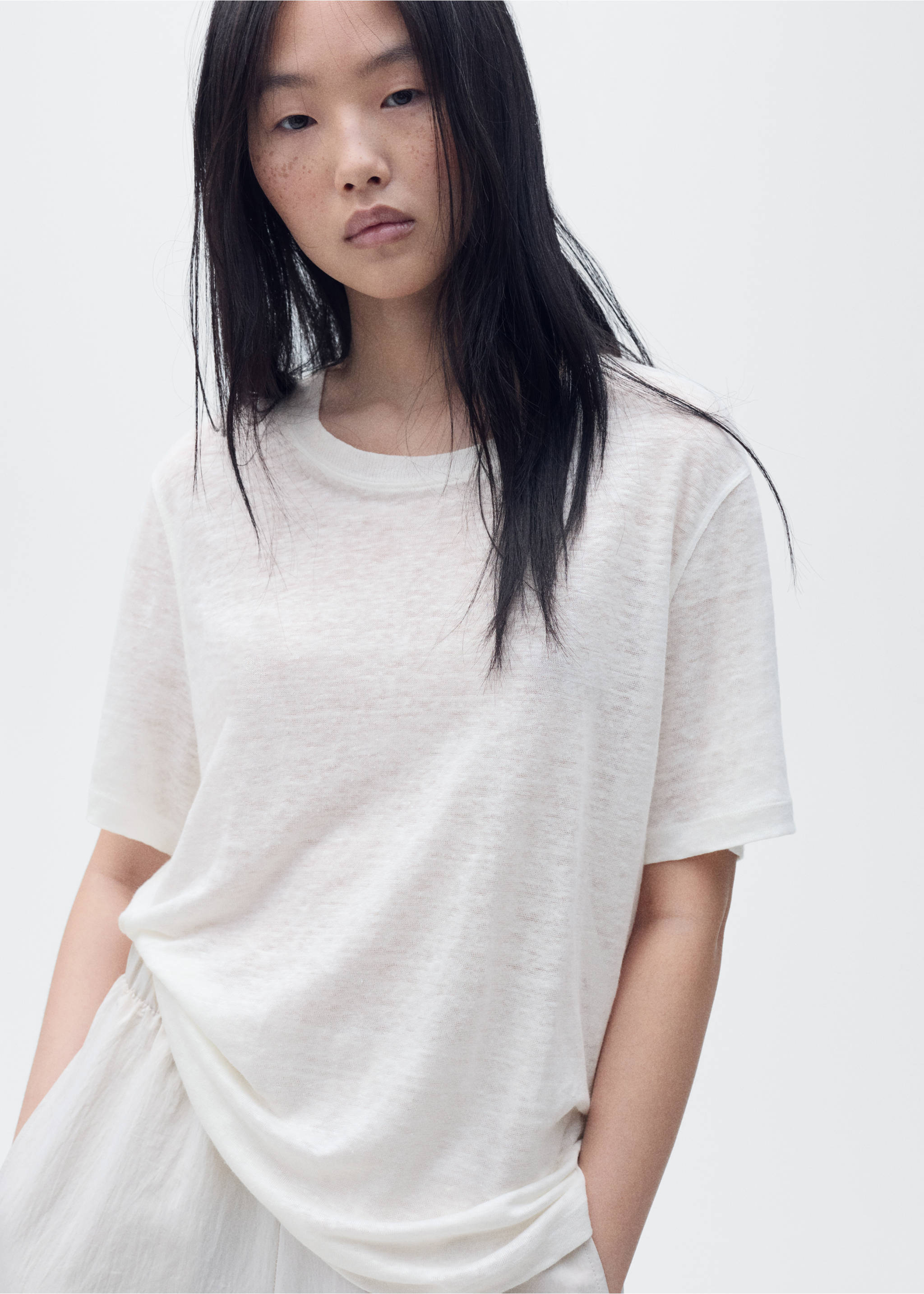 Short-sleeved linen t-shirt - Medium plane, Off White. Ref: 87006346-00.