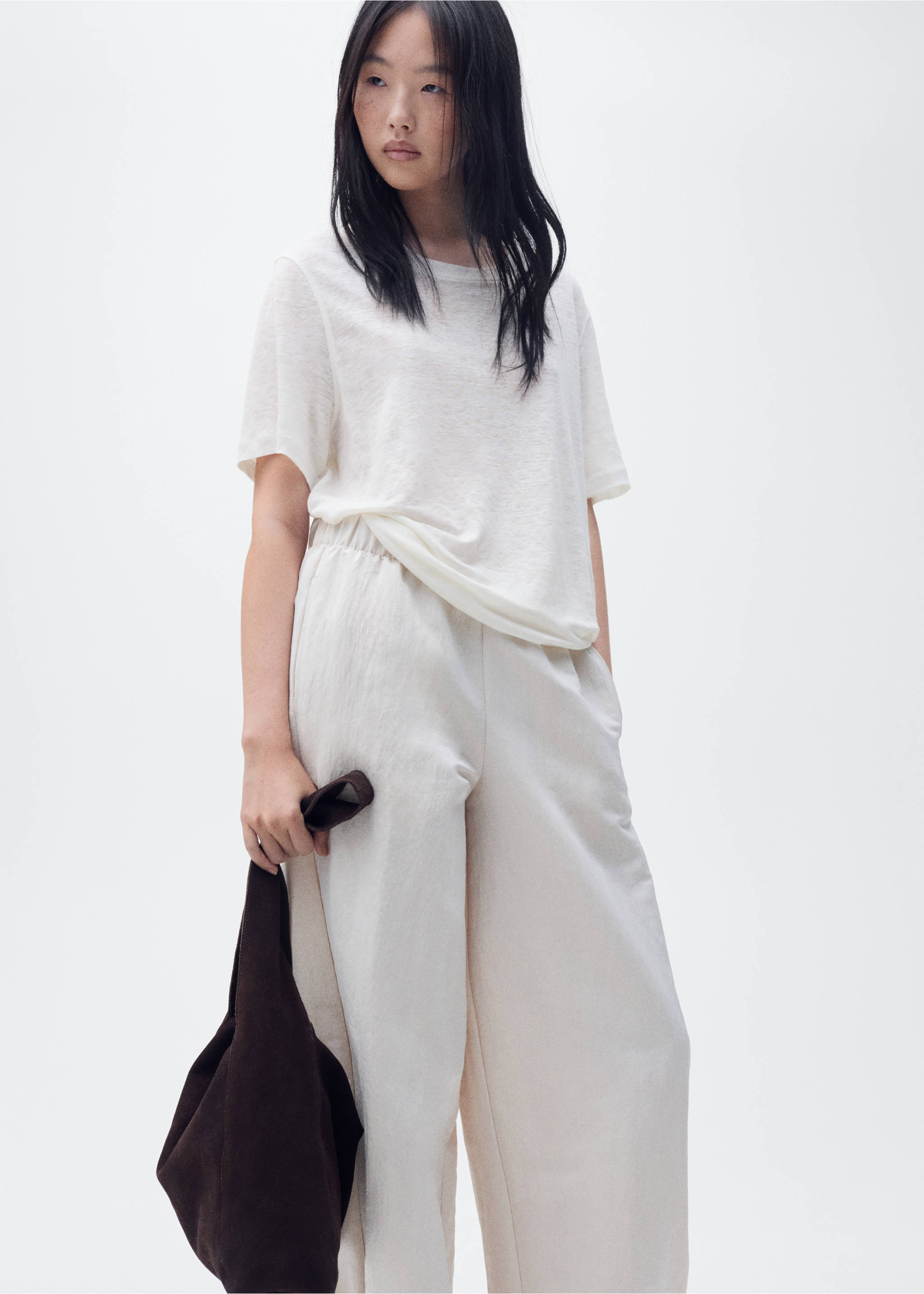 Short-sleeved linen t-shirt - Details of the article 2, Off White. Ref: 87006346-00.