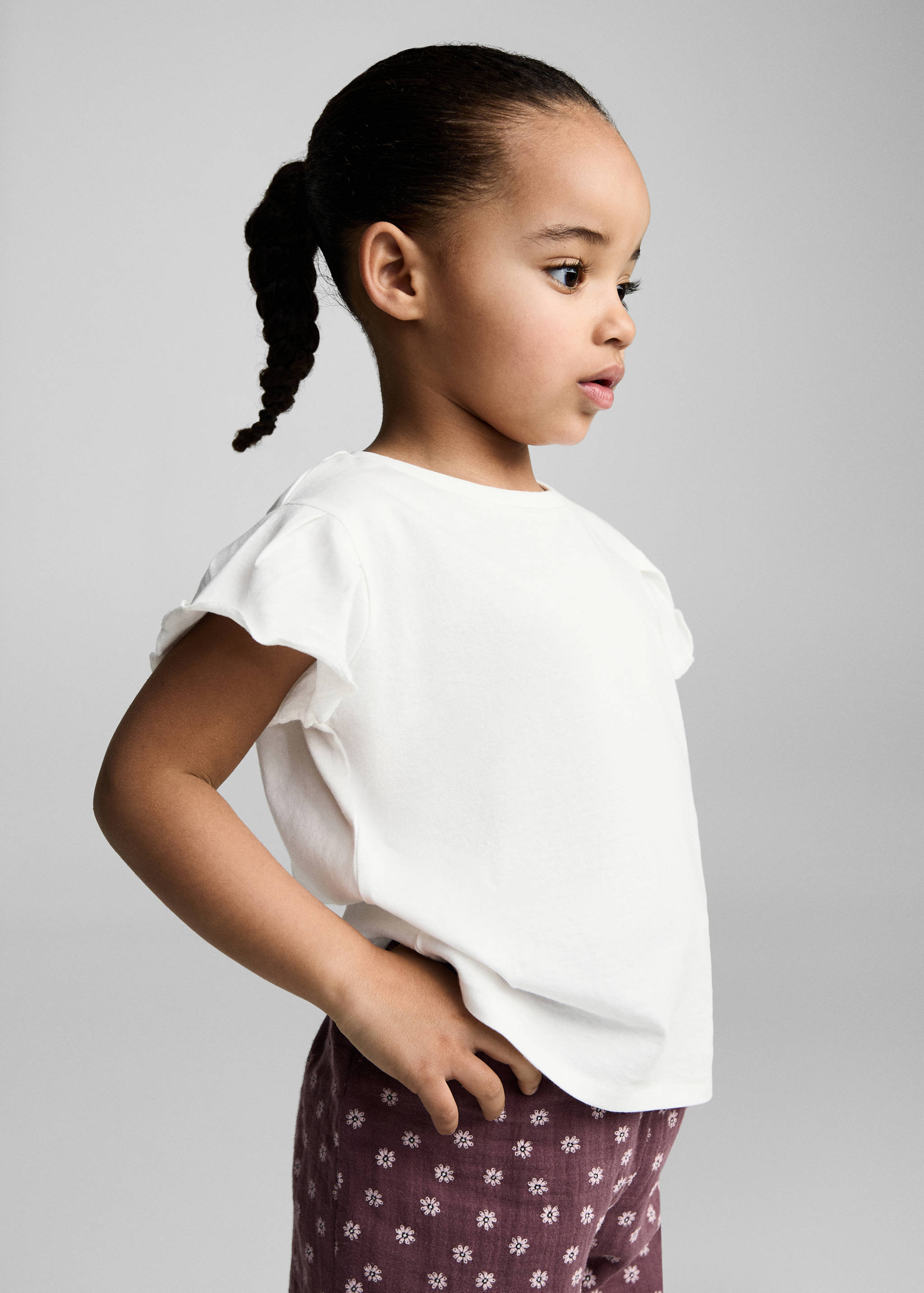 Short-sleeved cotton t-shirt - Details of the article 2