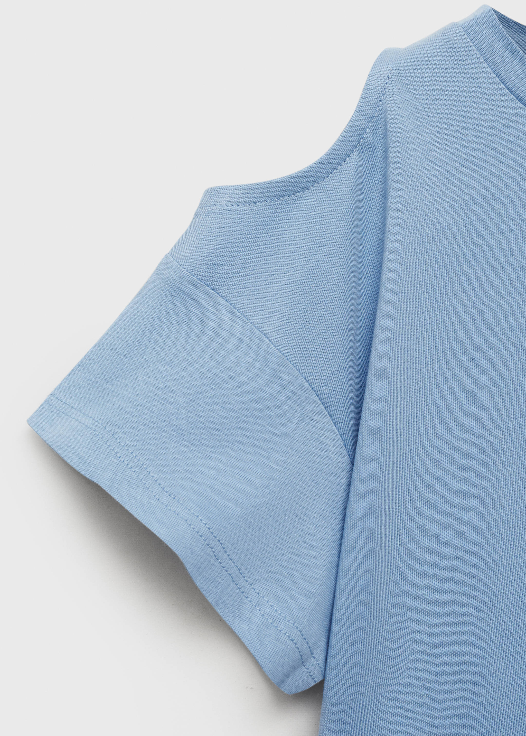 Cut-out t-shirt - Details of the article 8