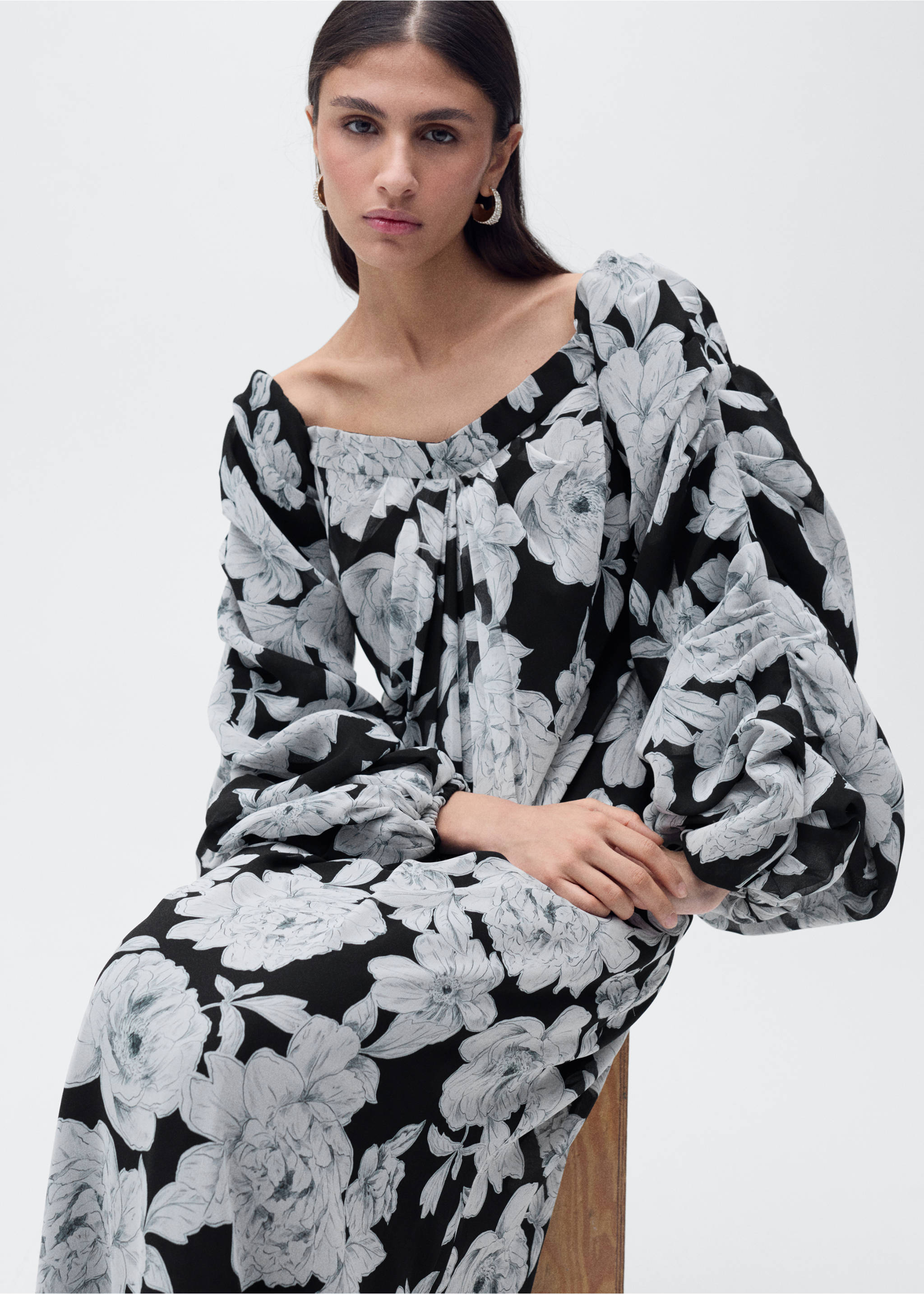 Robe bustier à fleurs - Détail de l'article 6, Noir. Ref: 87006382-00.