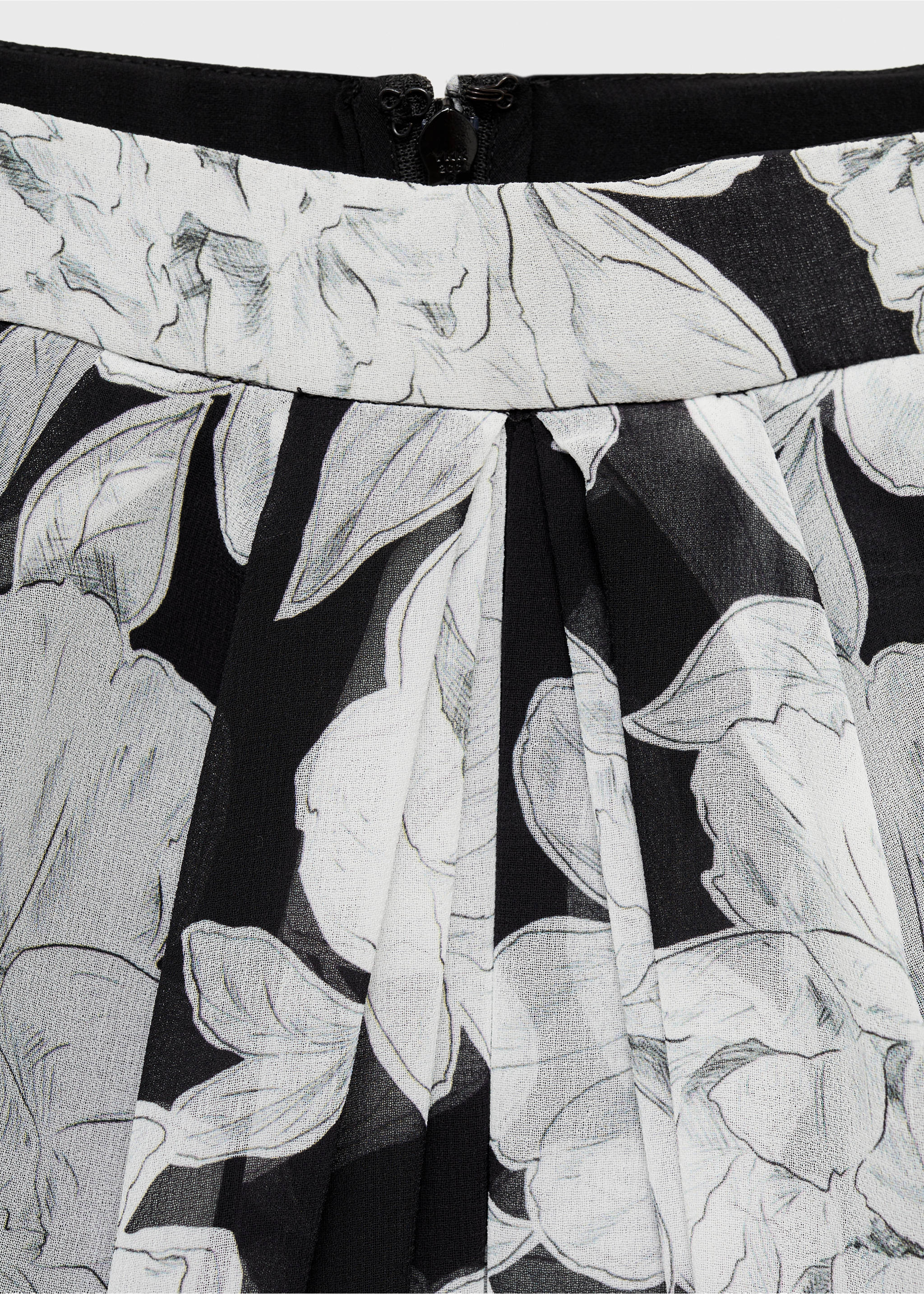 Robe bustier à fleurs - Détail de l'article 8, Noir. Ref: 87006382-00.