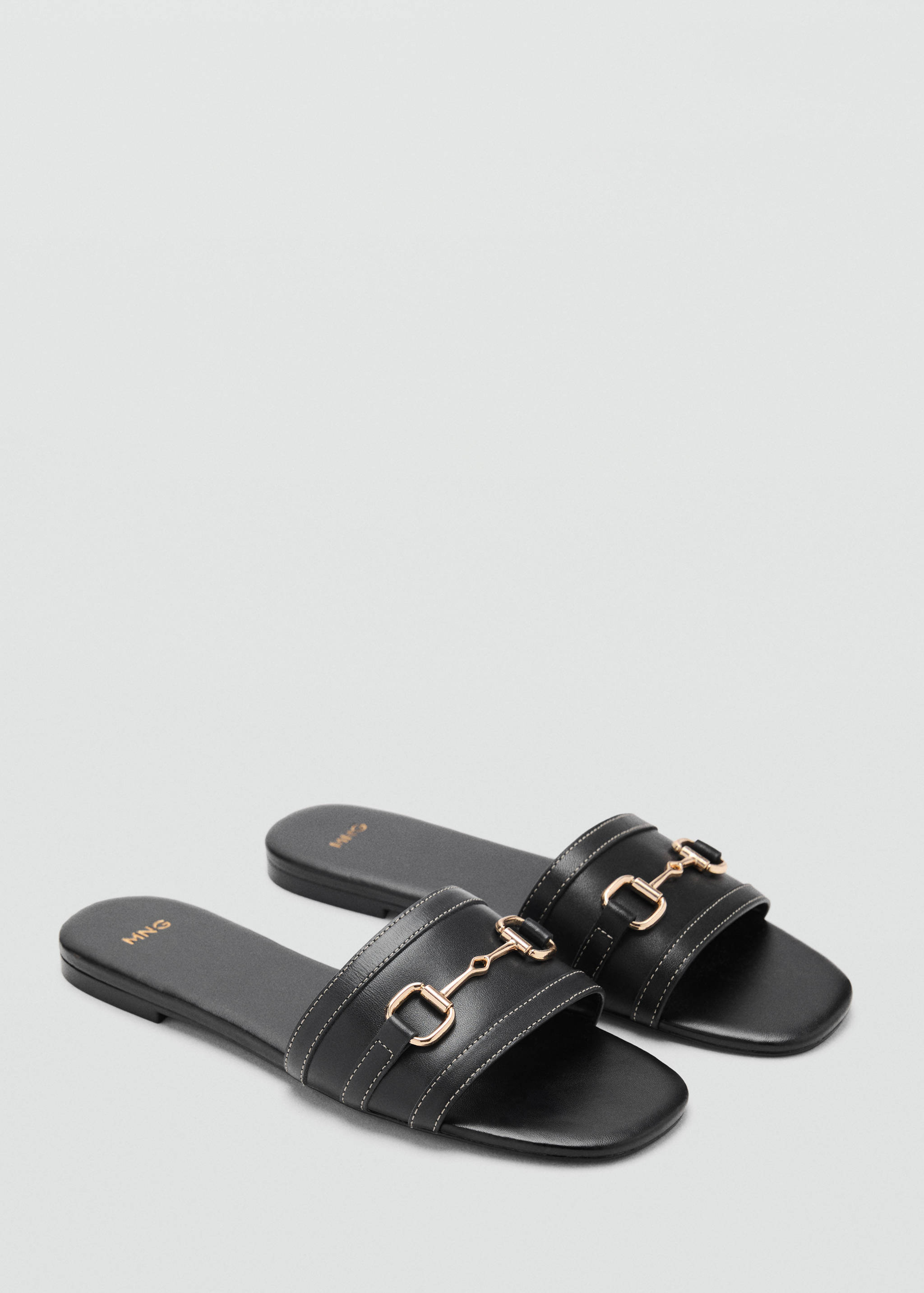 Buckle leather sandals - Medium plane
