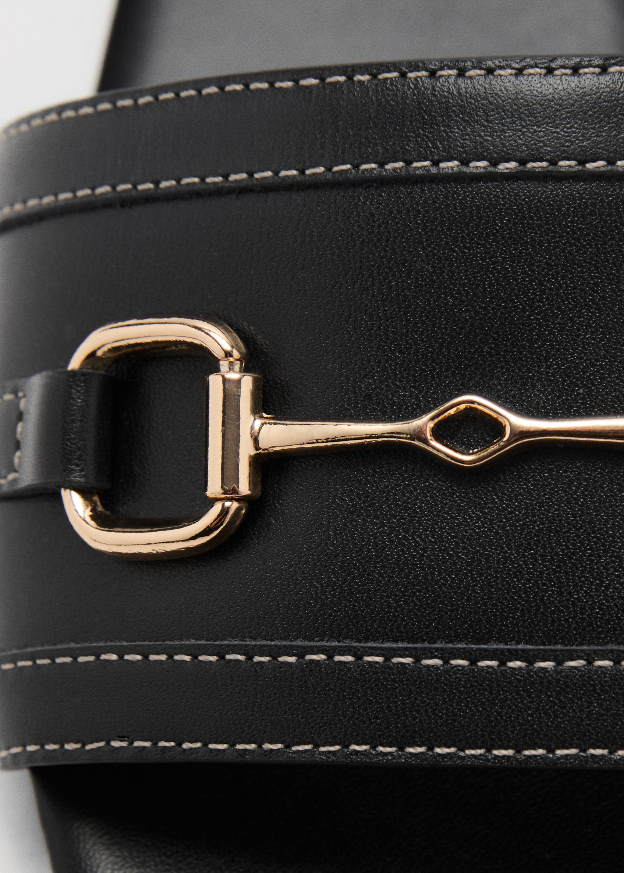 Buckle leather sandals - Details of the article 3